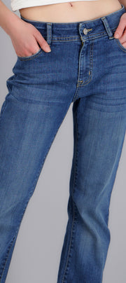 MEDIUM WASH