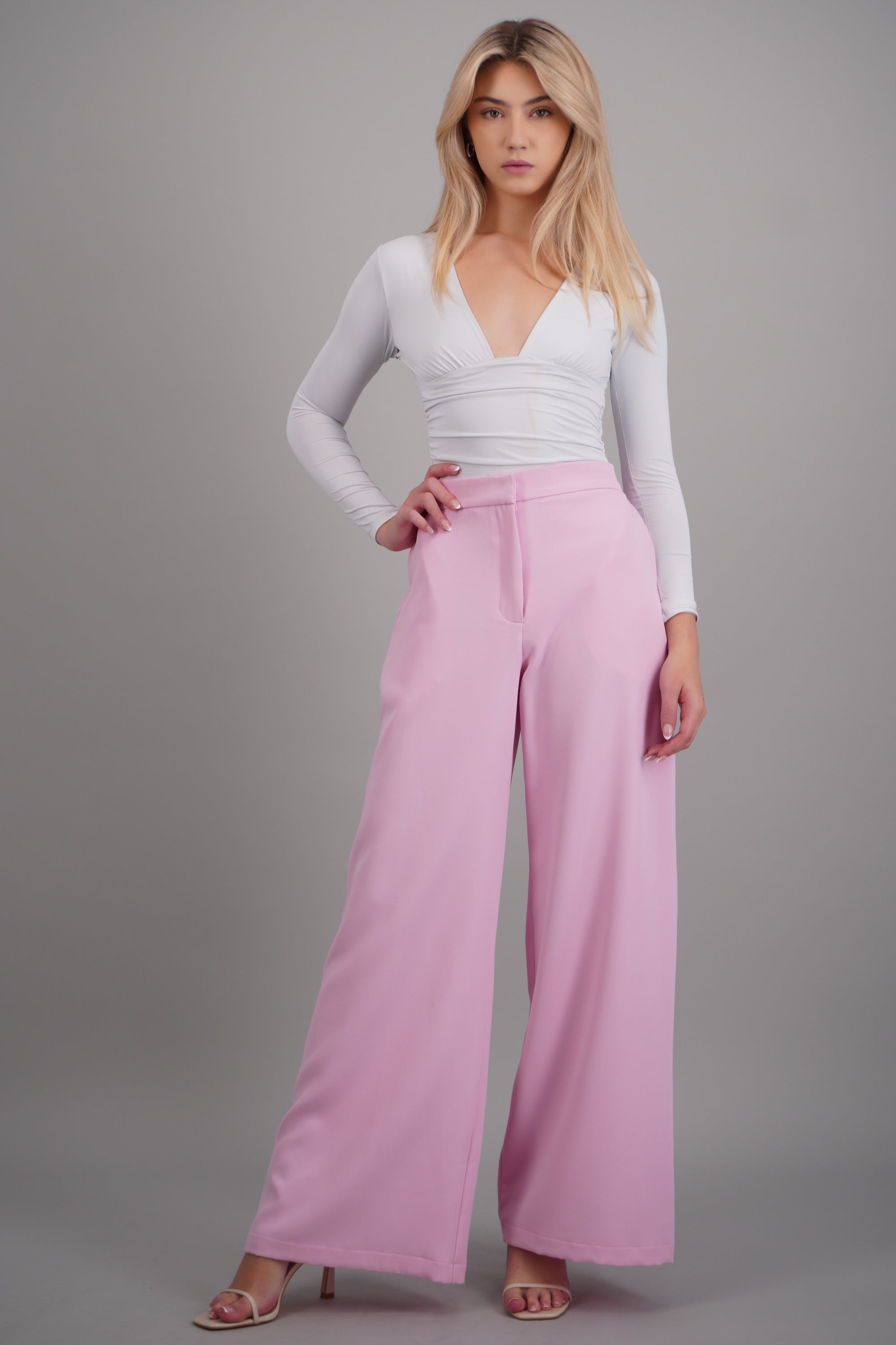 Pantalon caido amplio ROSA PASTEL