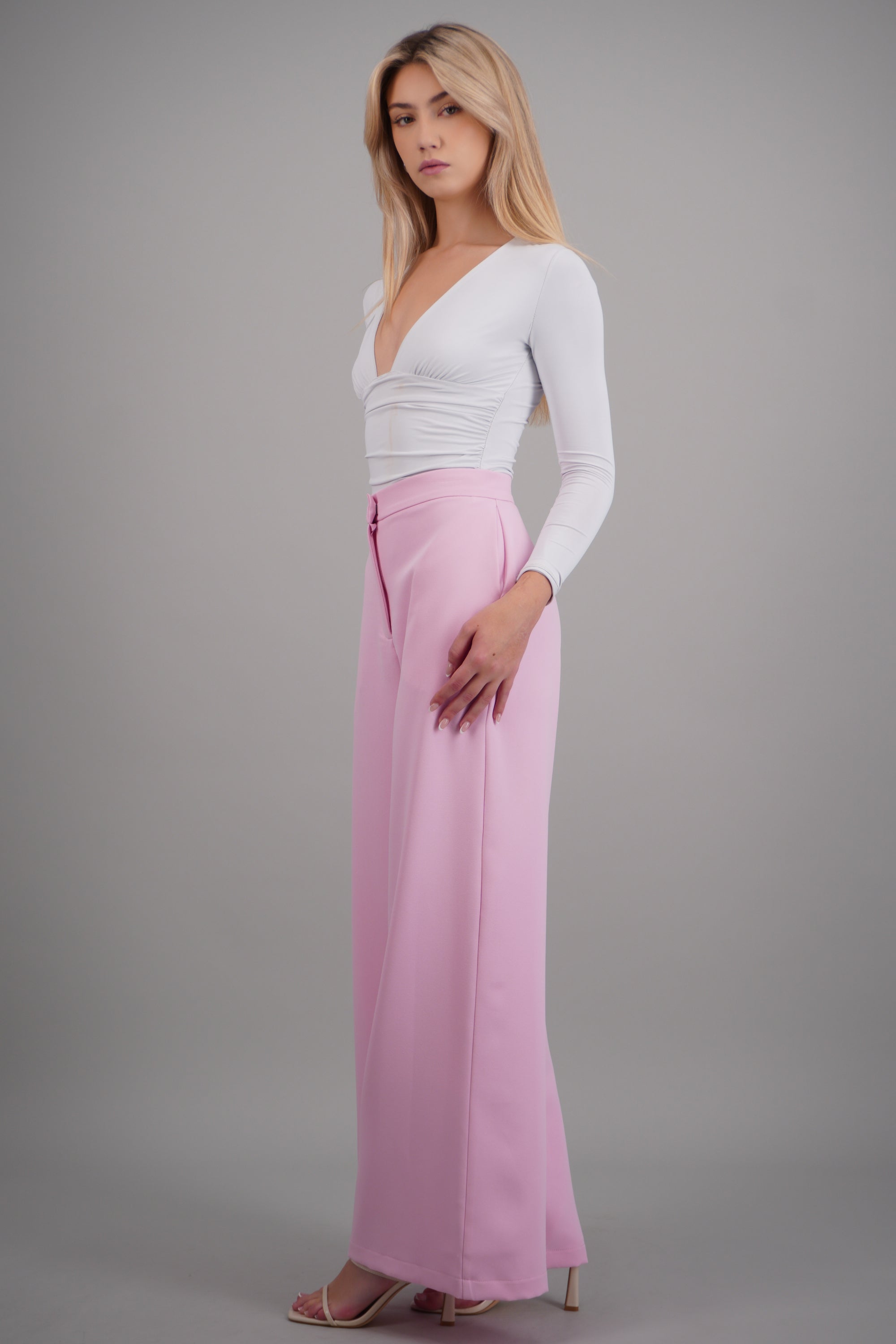 Pantalon caido amplio ROSA PASTEL