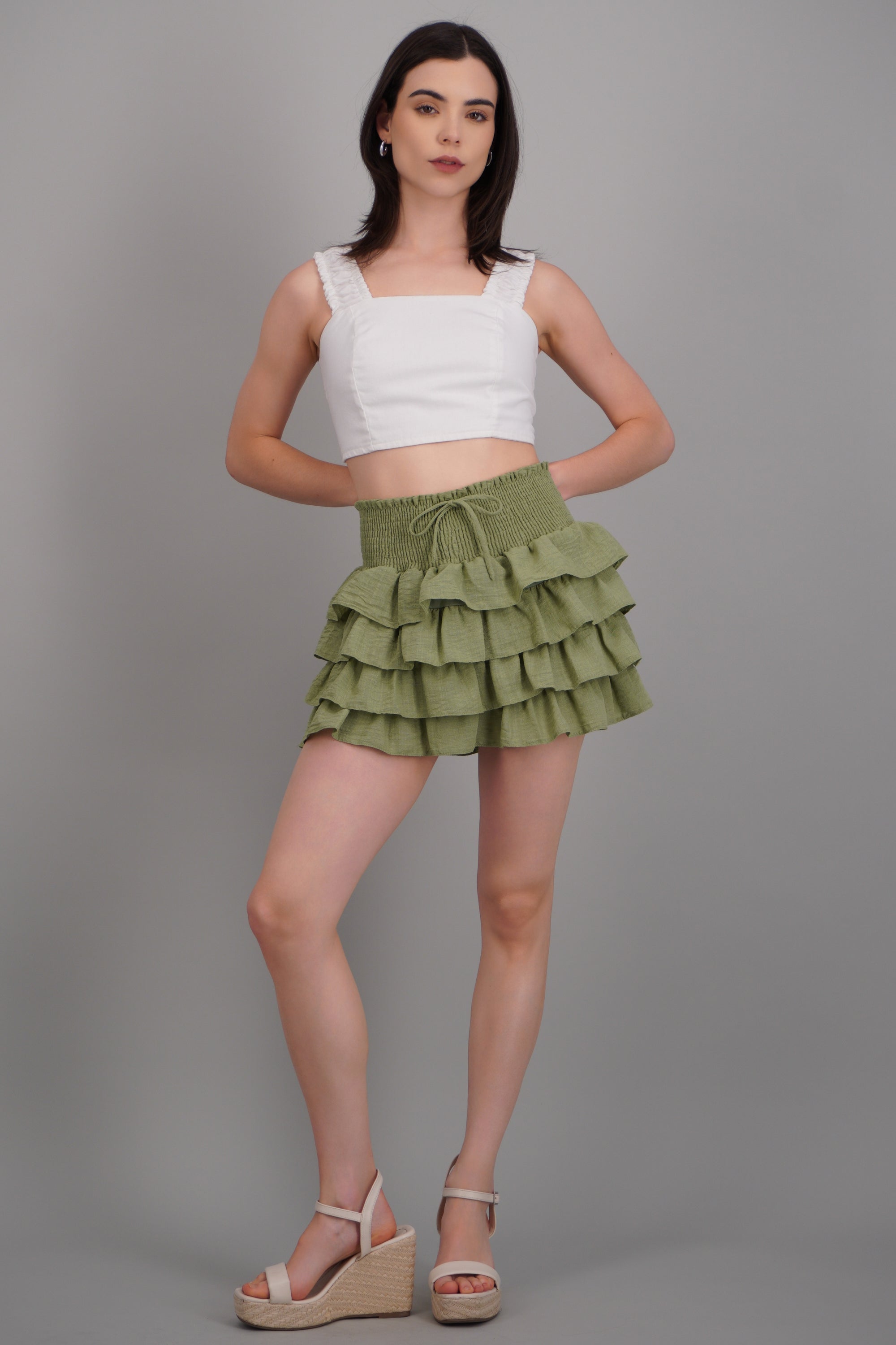 GREEN