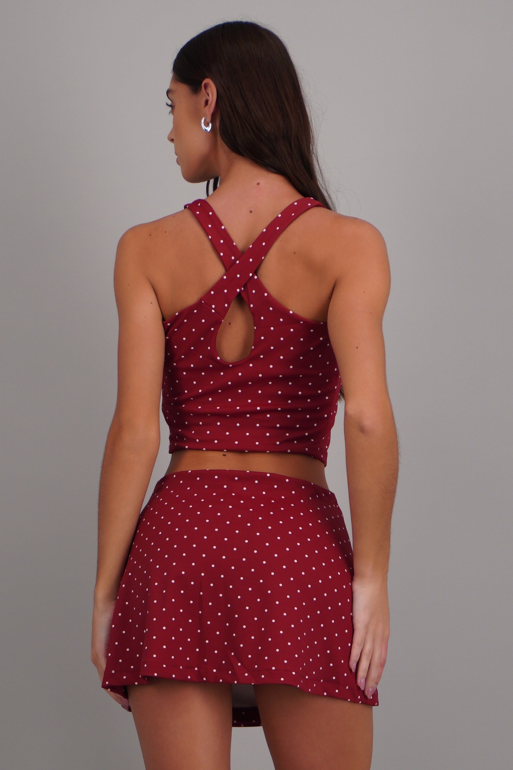 Top deportivo espalda cruzada polka dots ROJO COMBO