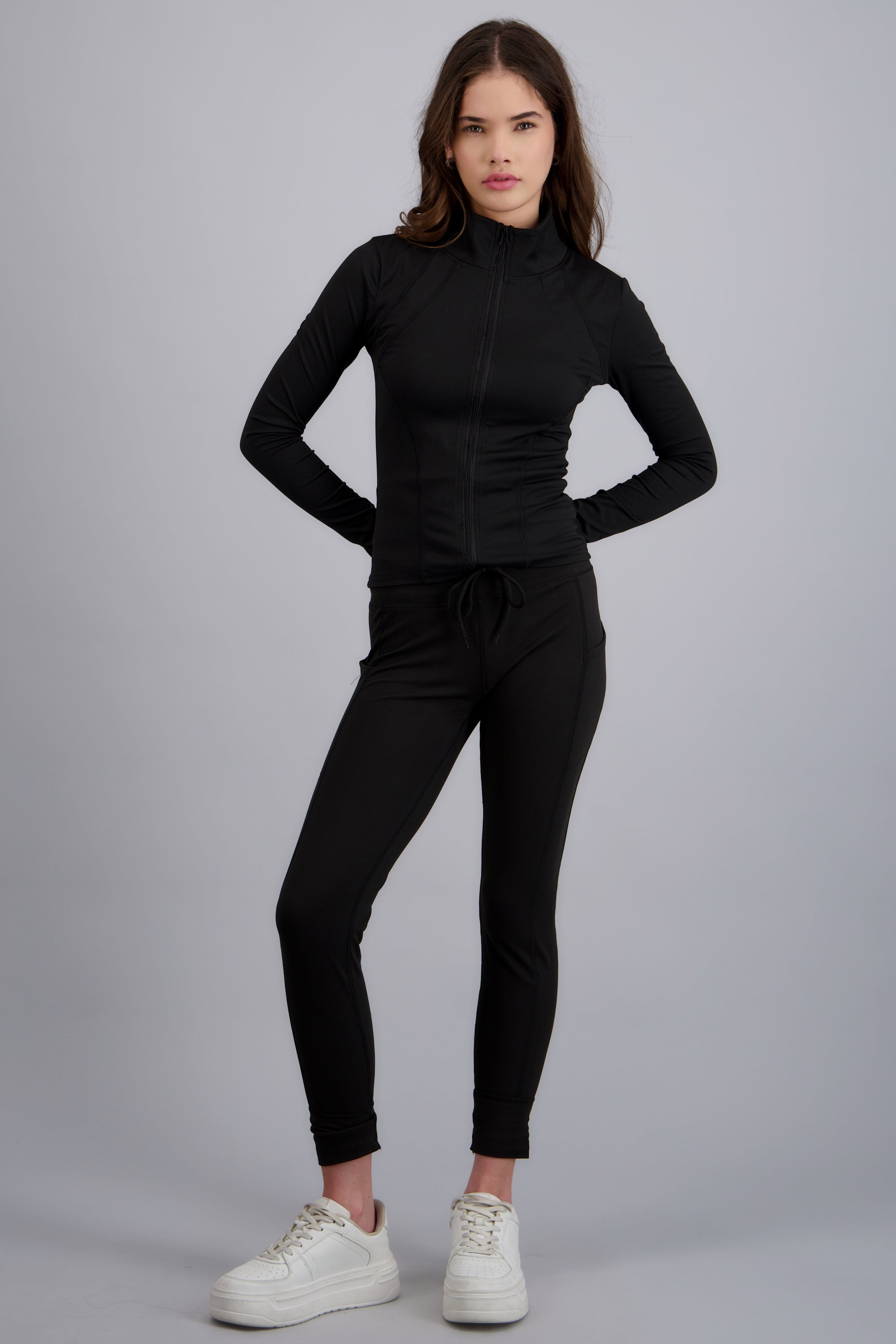Leggings deportivos con jareta y bolsas NEGRO