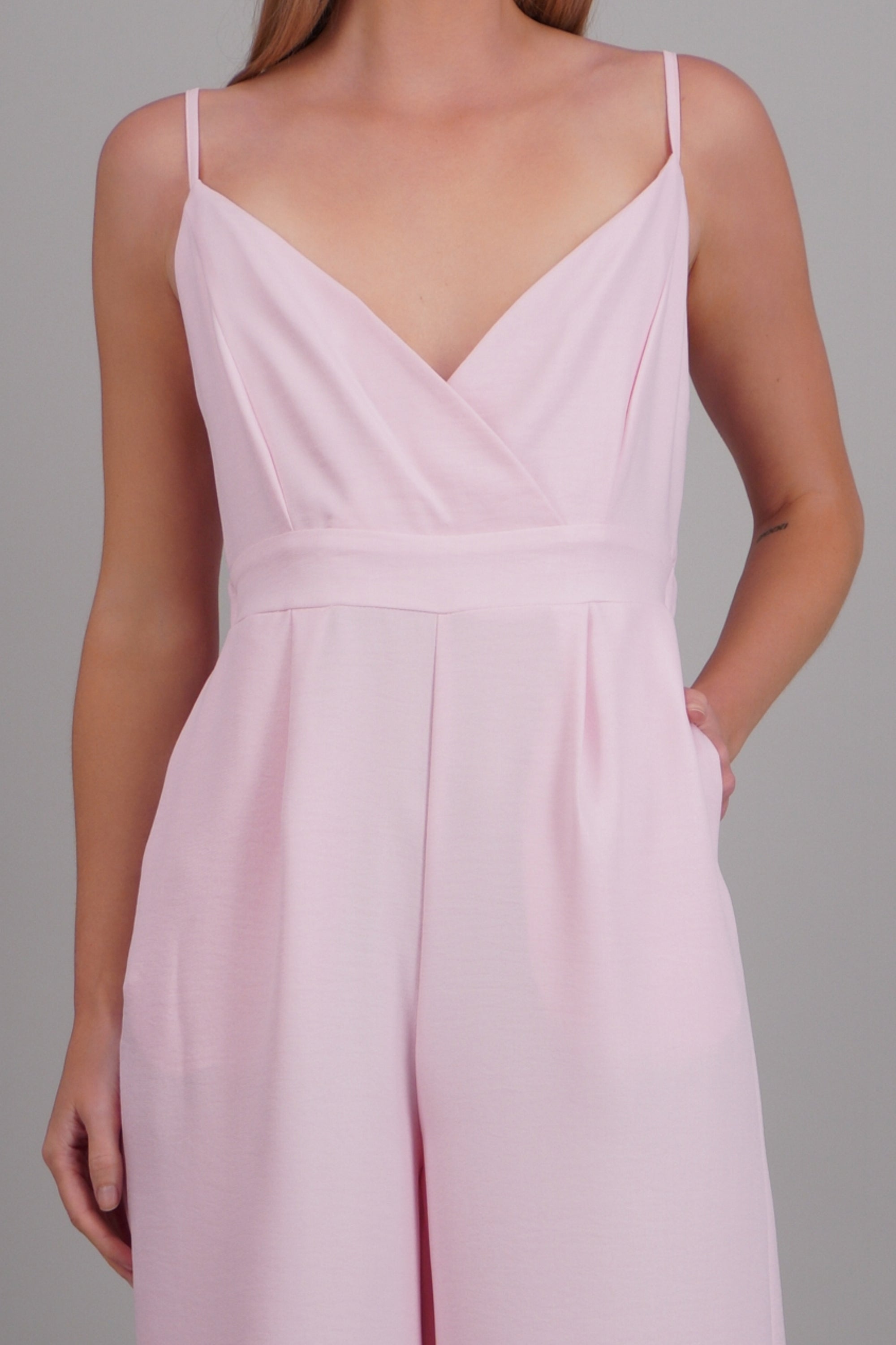 Jumpsuit cruzado tirantes detalle espalda ROSA PASTEL