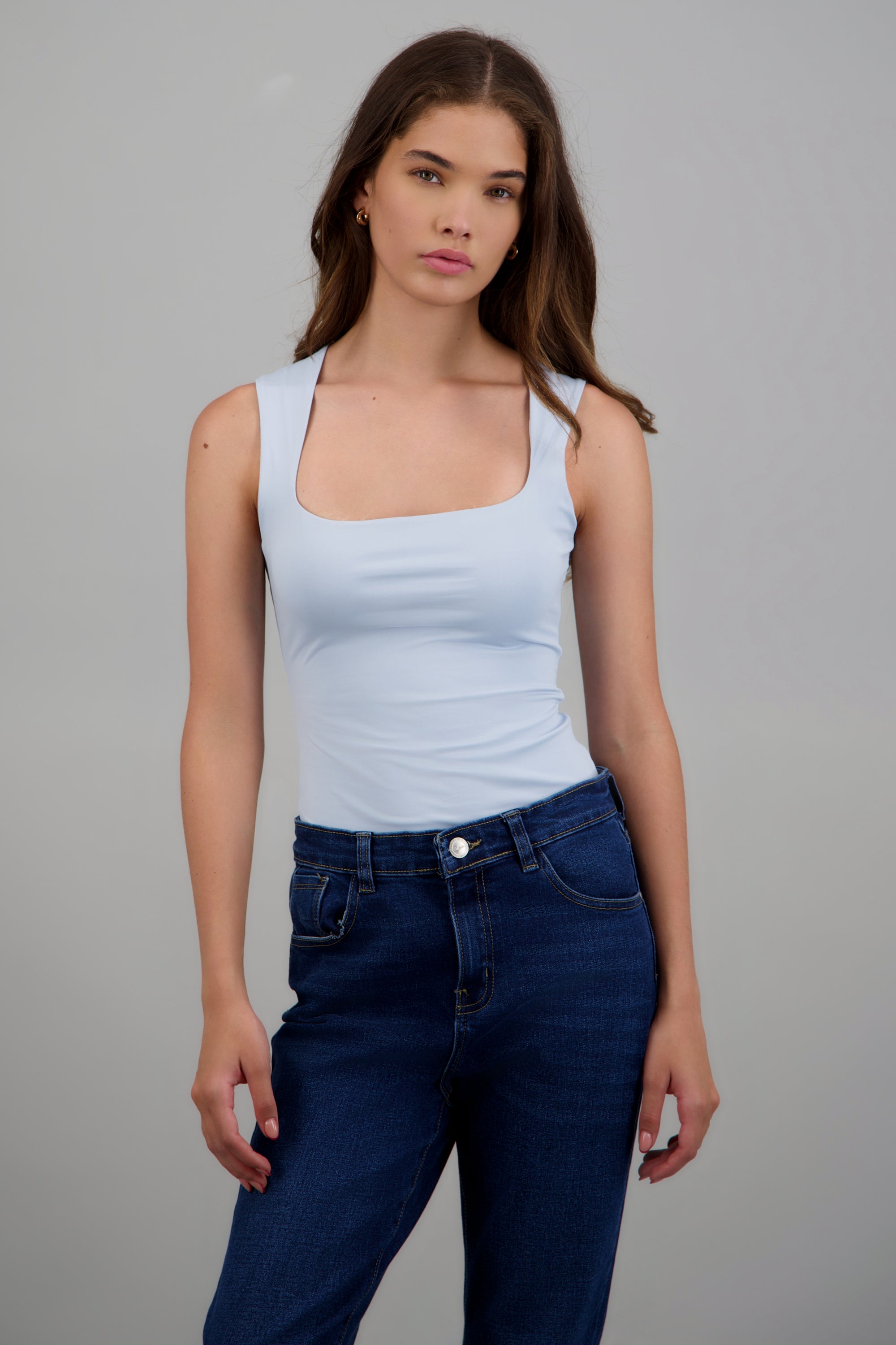 Bodysuit escote cuadrado tirante ancho AZUL CIELO