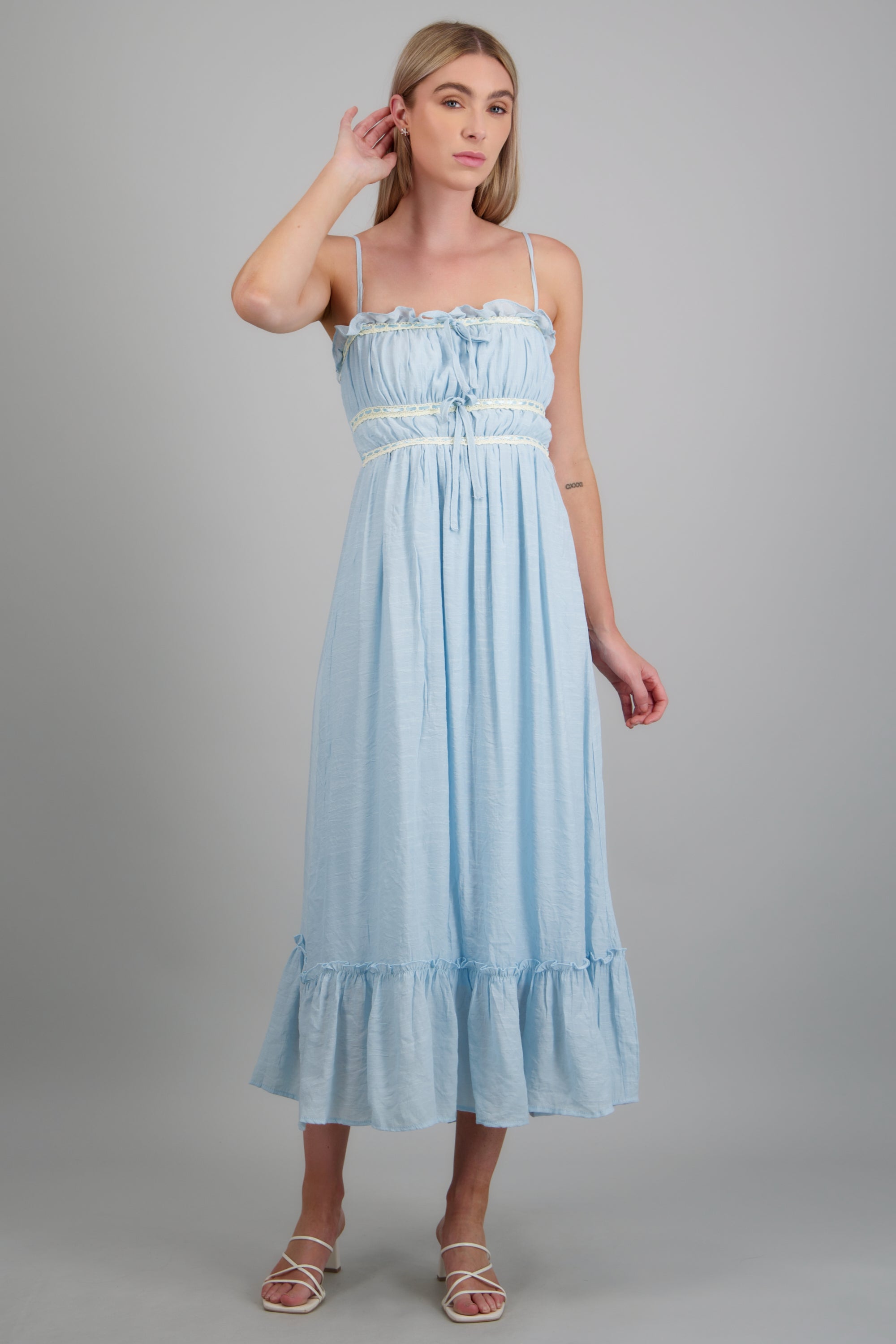 Vestido maxi frunce detalle moños AZUL PASTEL