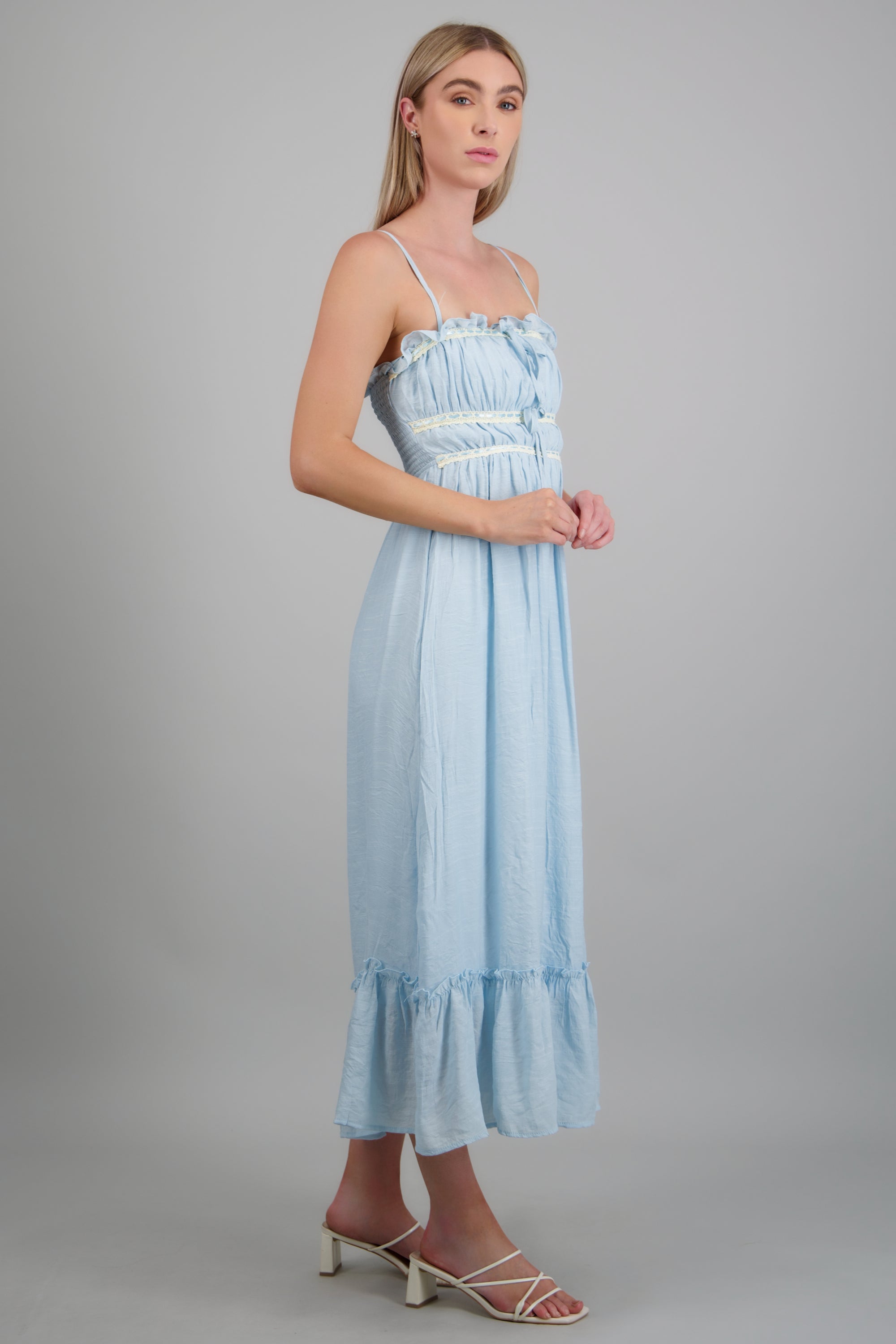 Vestido maxi frunce detalle moños AZUL PASTEL