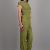 APPLE GREEN