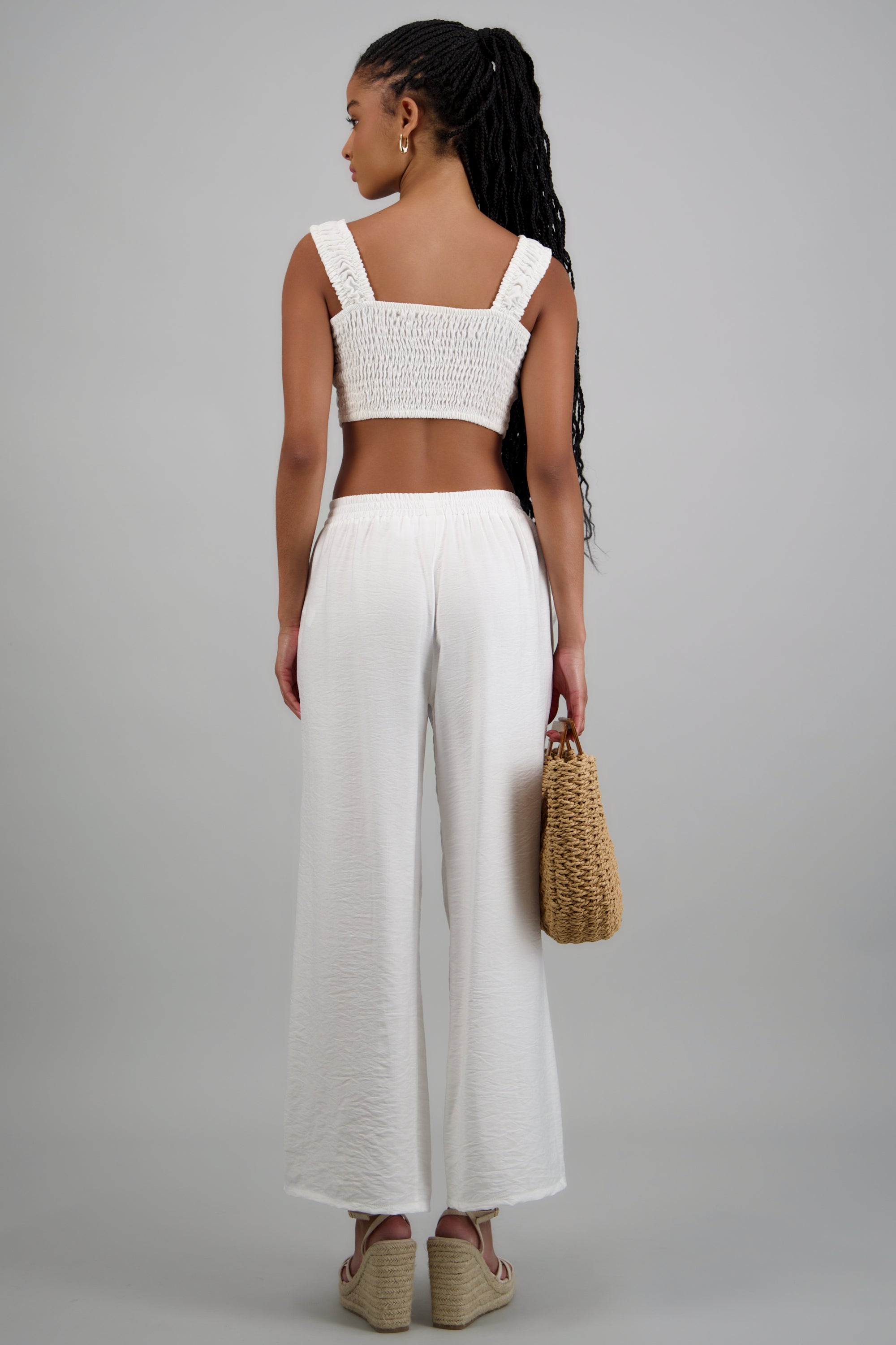 Pantalon amplio liso con resorte HUESO