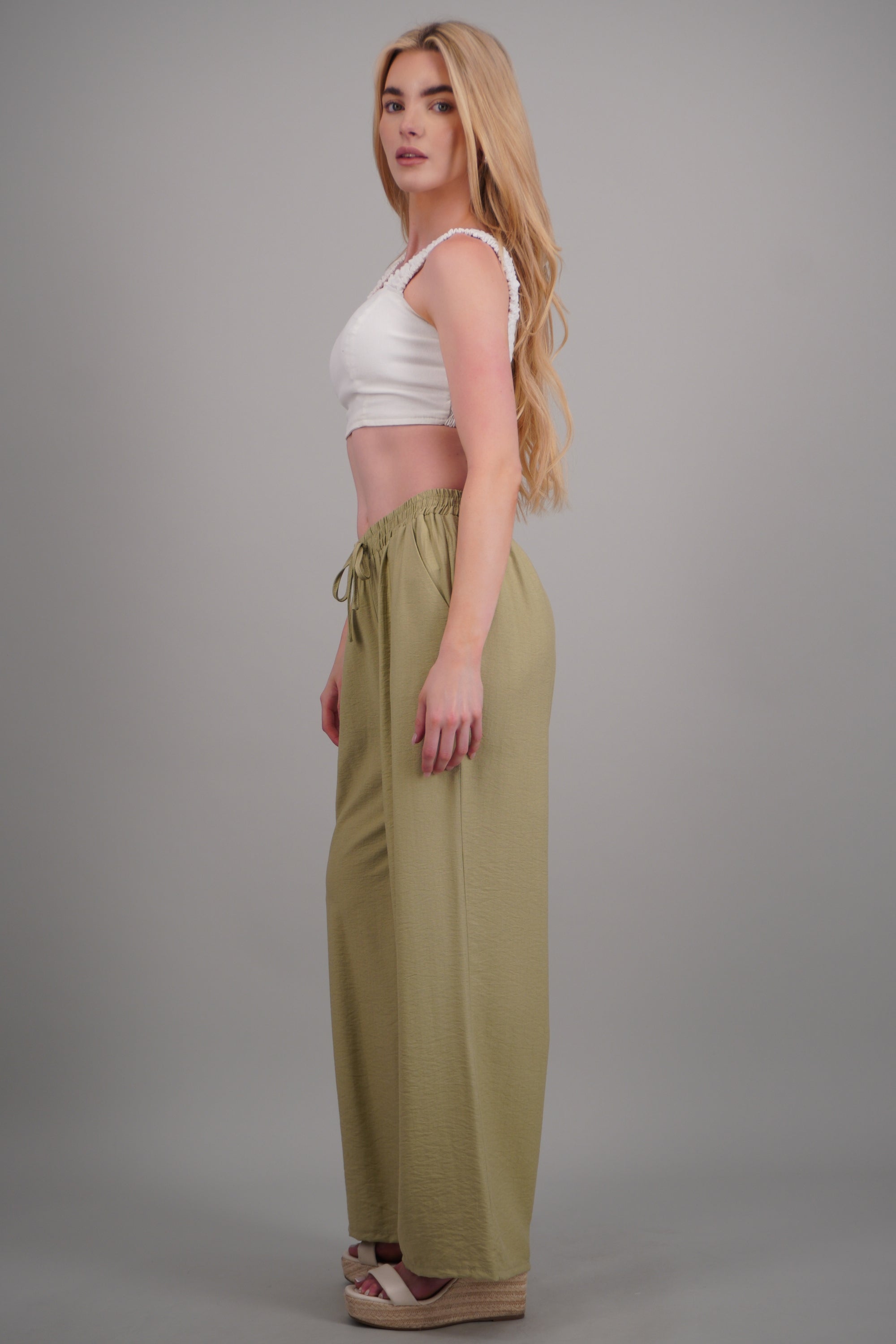 Pantalon amplio liso con resorte SAGE