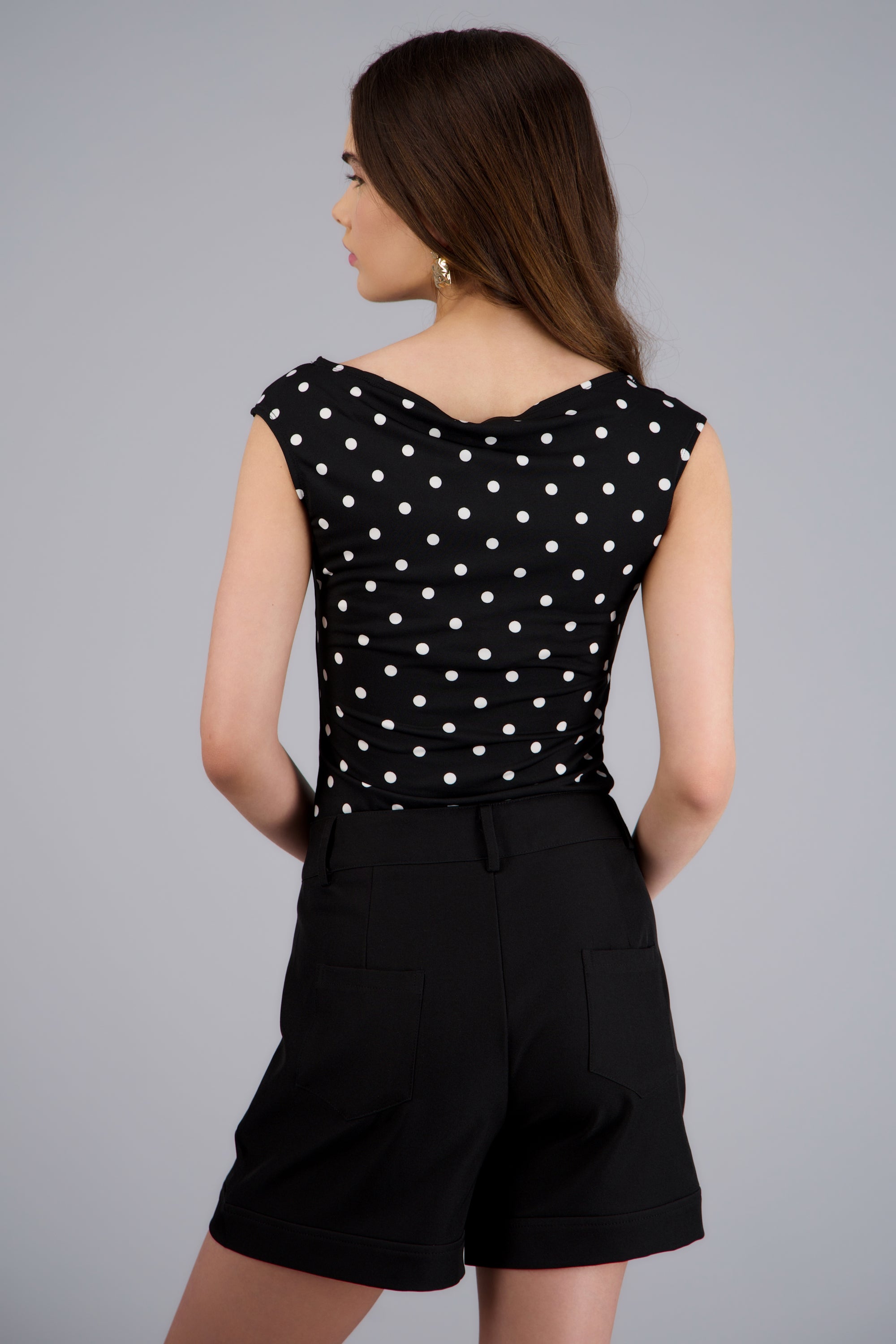 Top sin manga polka dots NEGRO COMBO