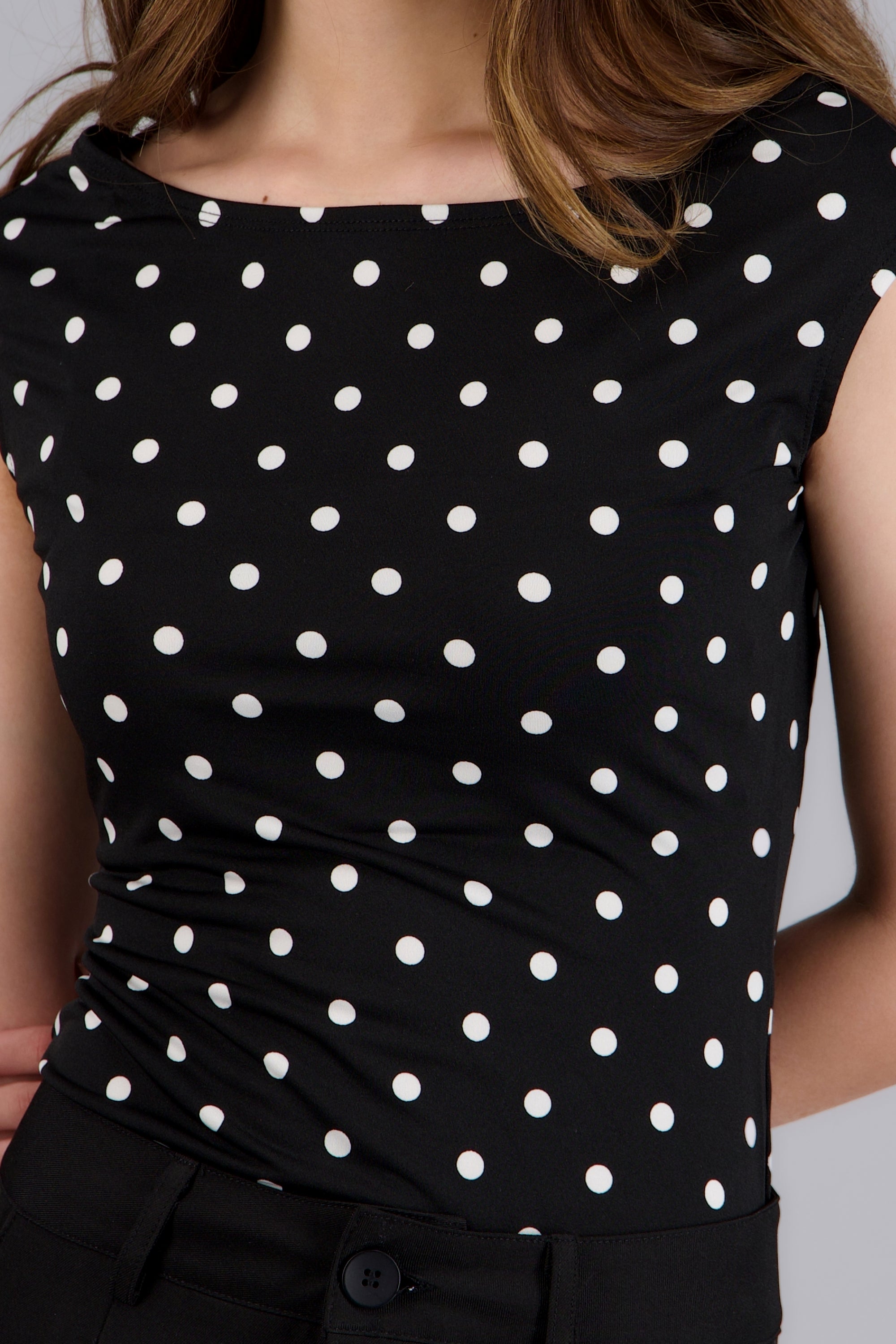 Top sin manga polka dots NEGRO COMBO