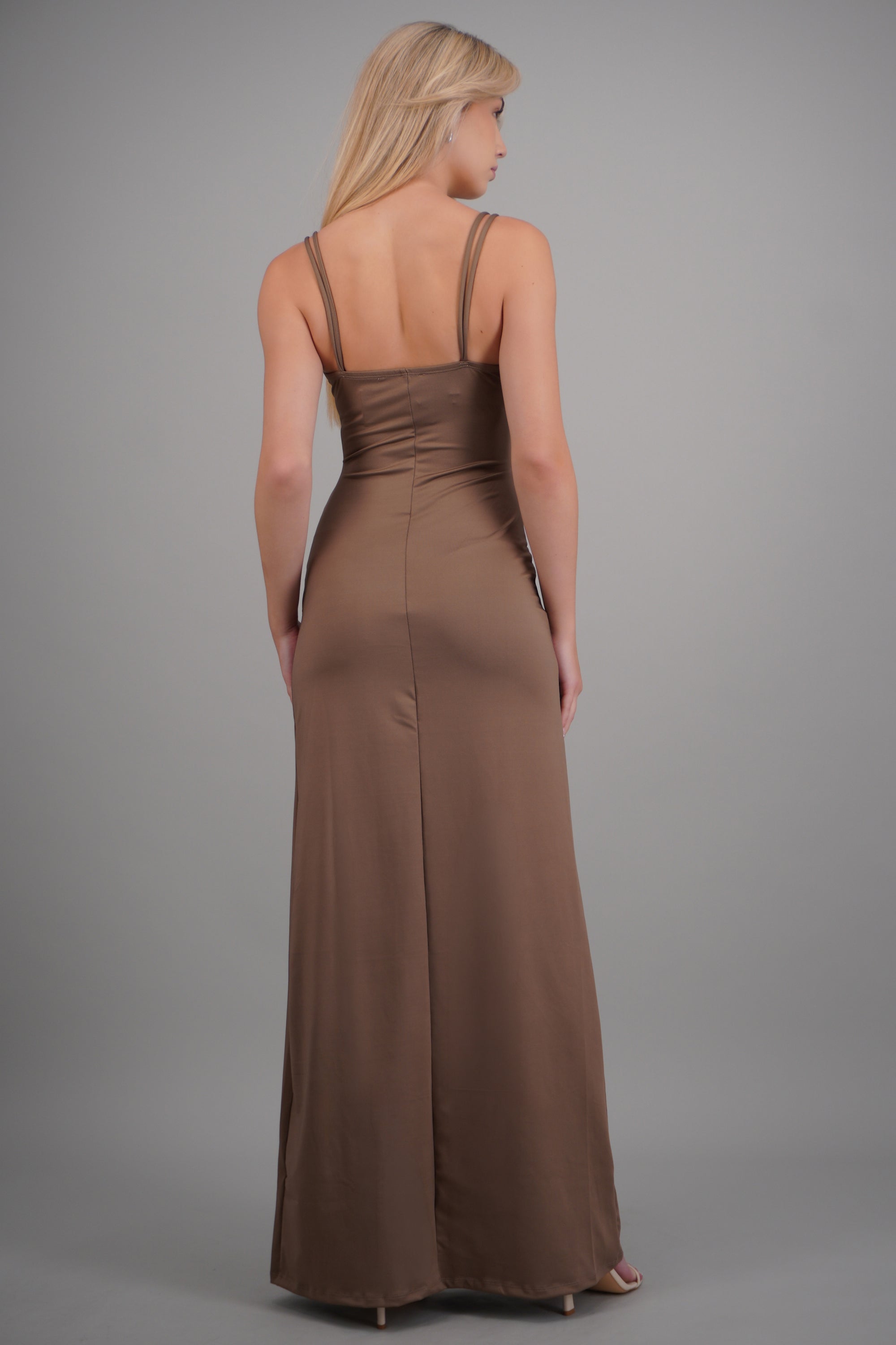 Vestido tirantes detalle argollas TAUPE