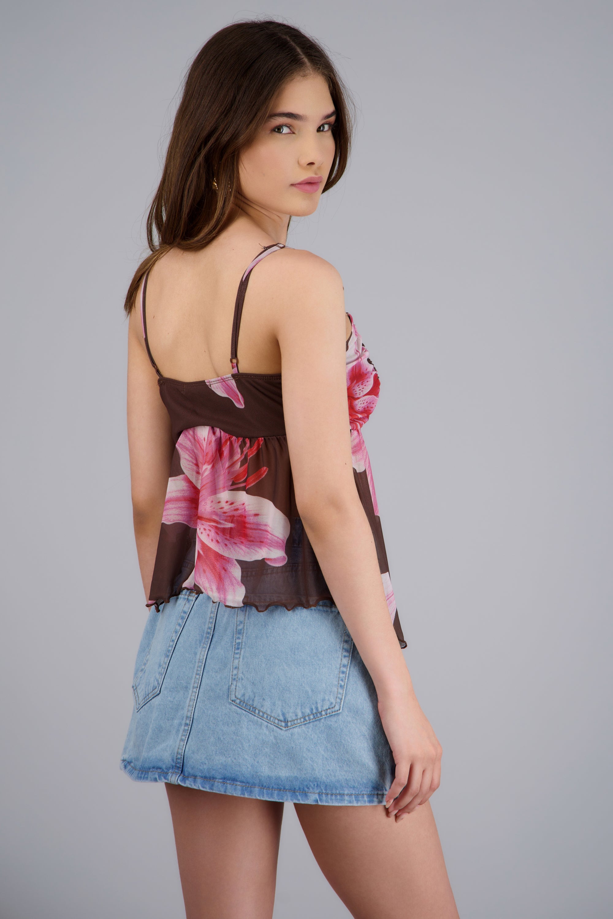 Top tirantes detalle nudo estampado flores CAFE COMBO