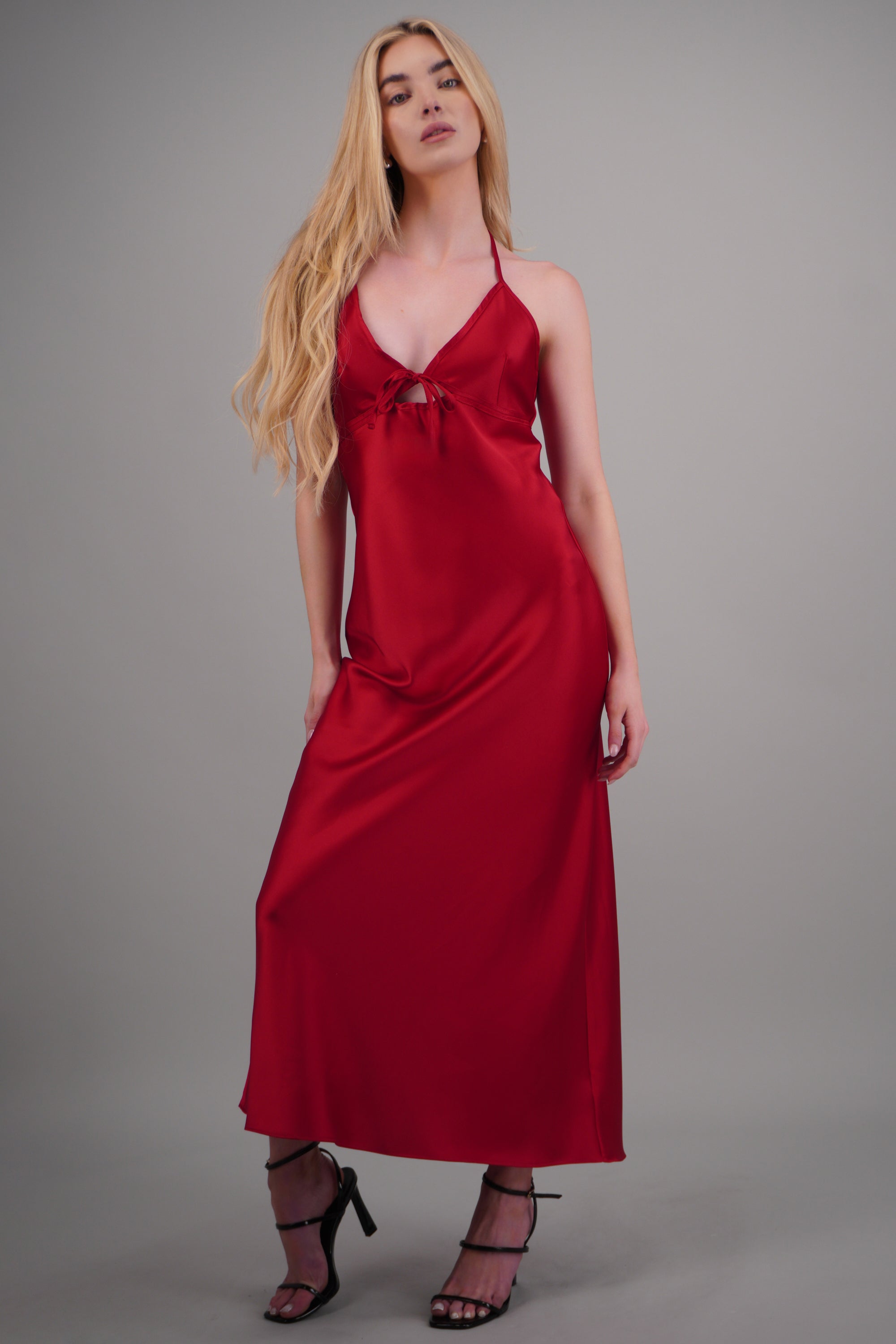 Vestido maxi satin amarre escote ROJO