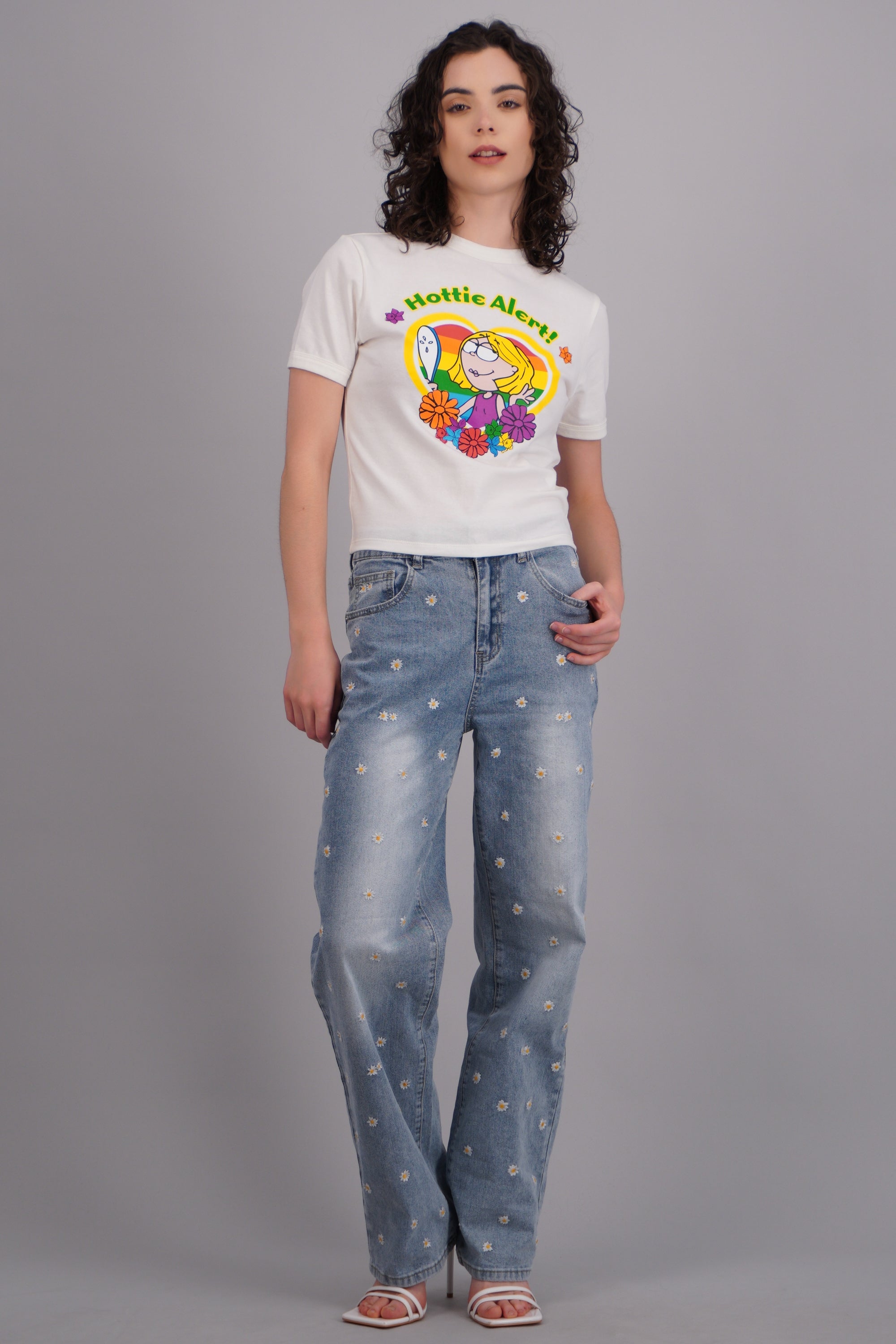 Playera crop lizzie Hottie Alert BLANCO