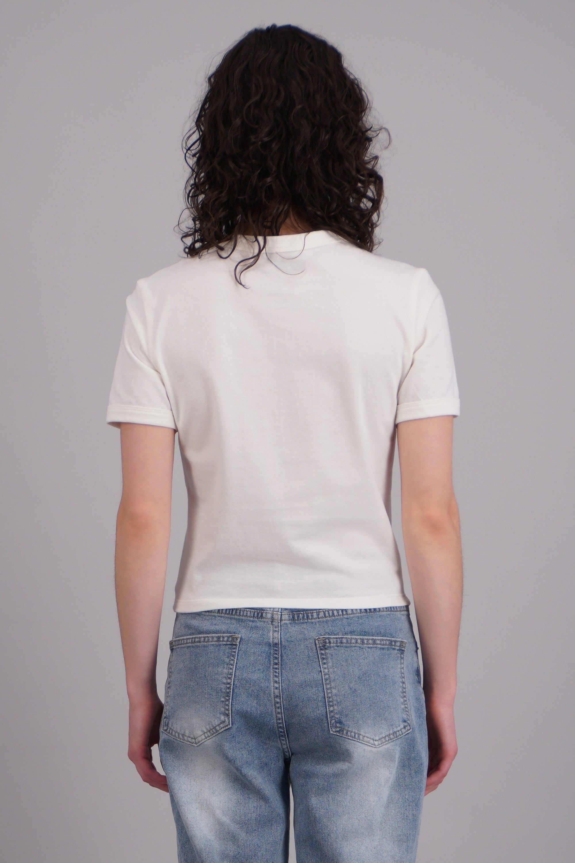 Playera crop lizzie Hottie Alert BLANCO