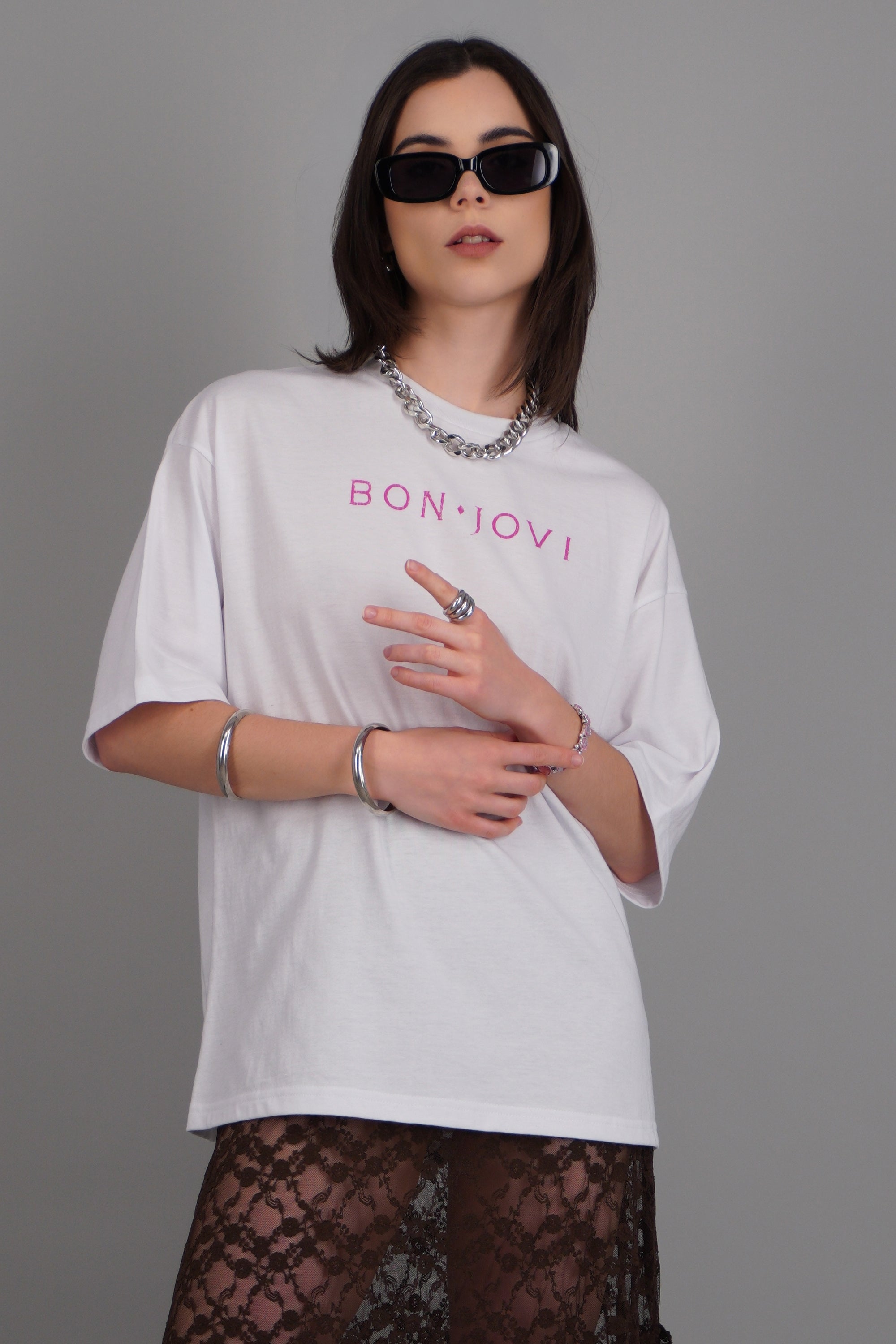 Playera over corazon Bon Jovi BLANCO