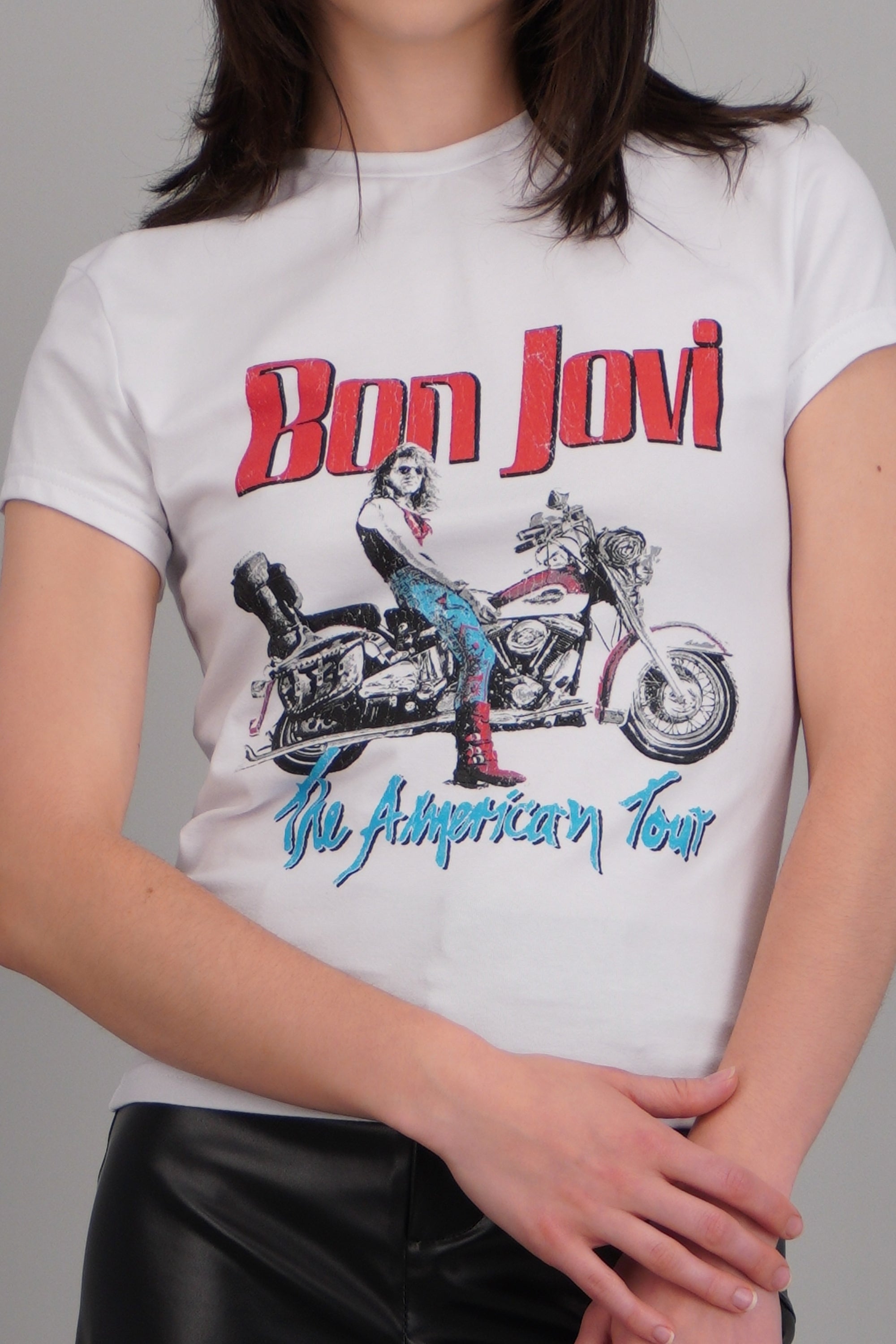 Playera Crop manga corta Bon jovi BLANCO