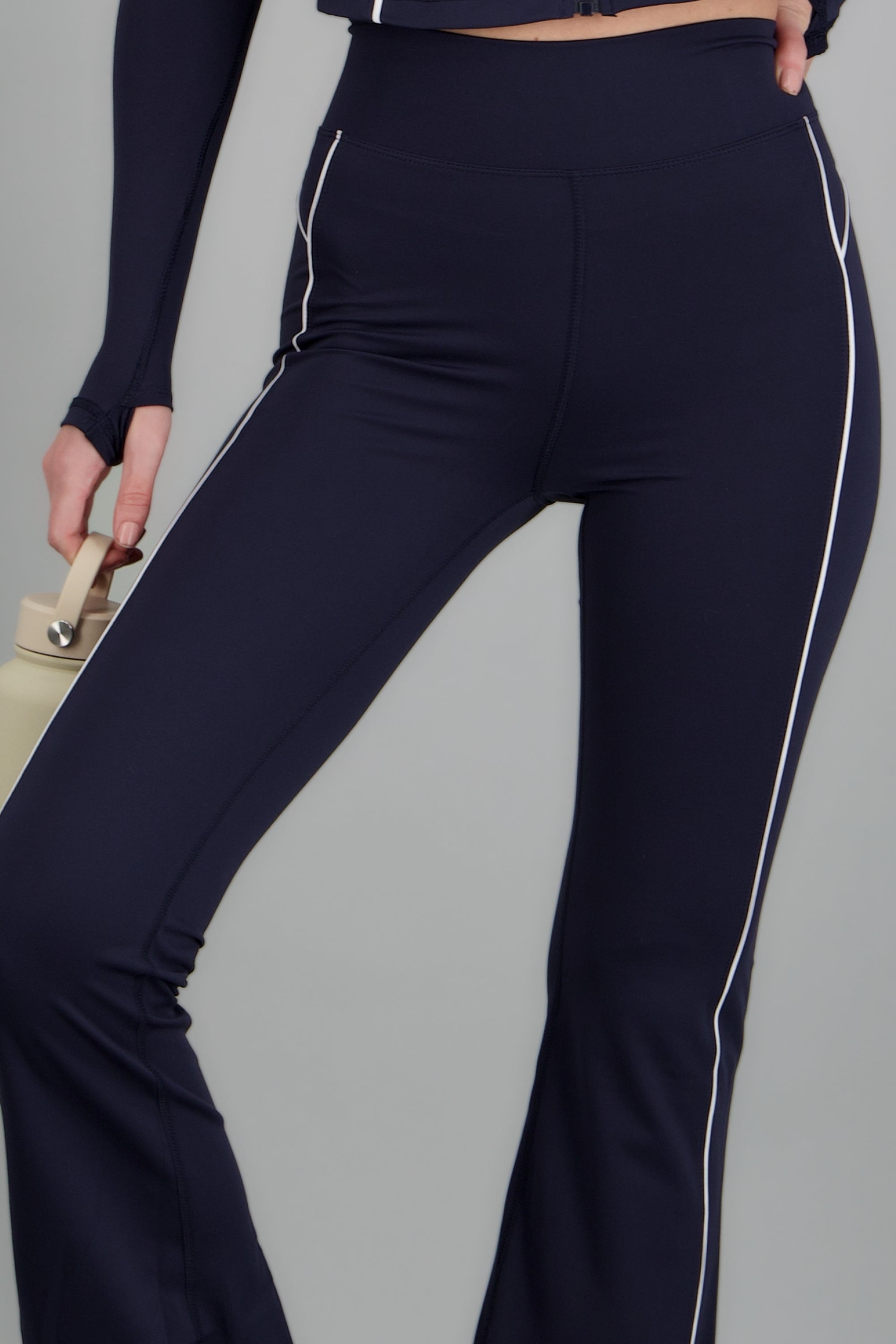 Pantalon deportivo contrastes MARINO