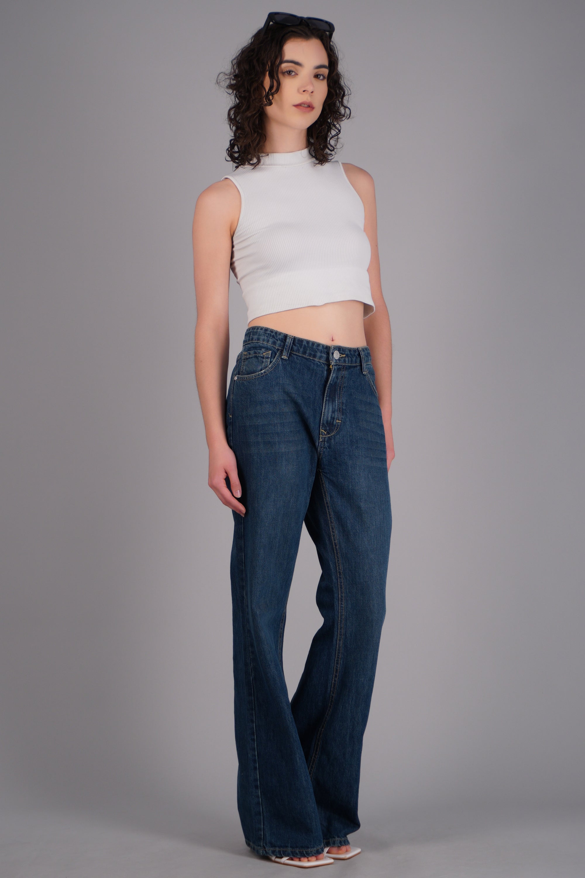 Jeans flare entintados MEDIUM WASH