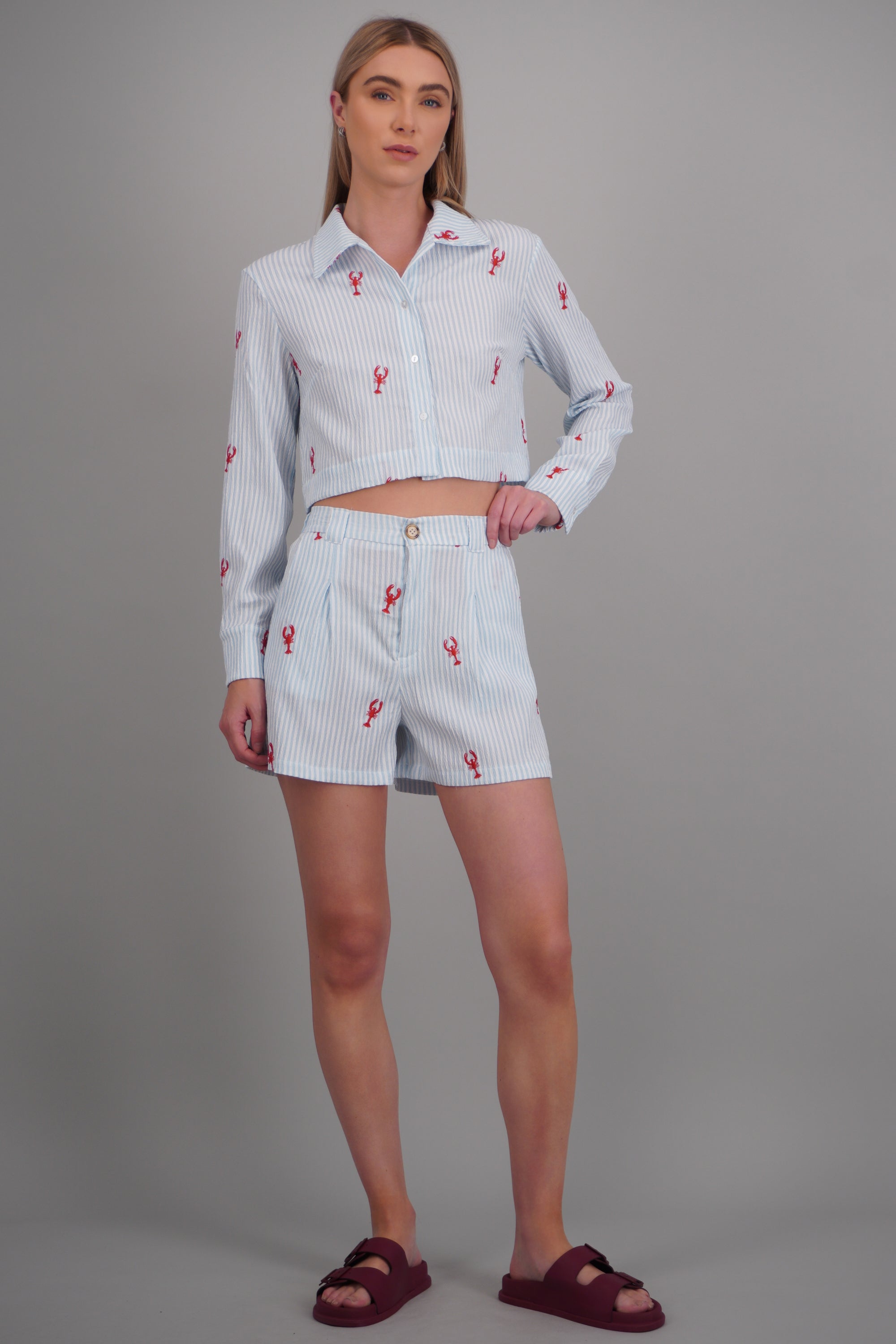 Short bordado langosta AZUL COMBO