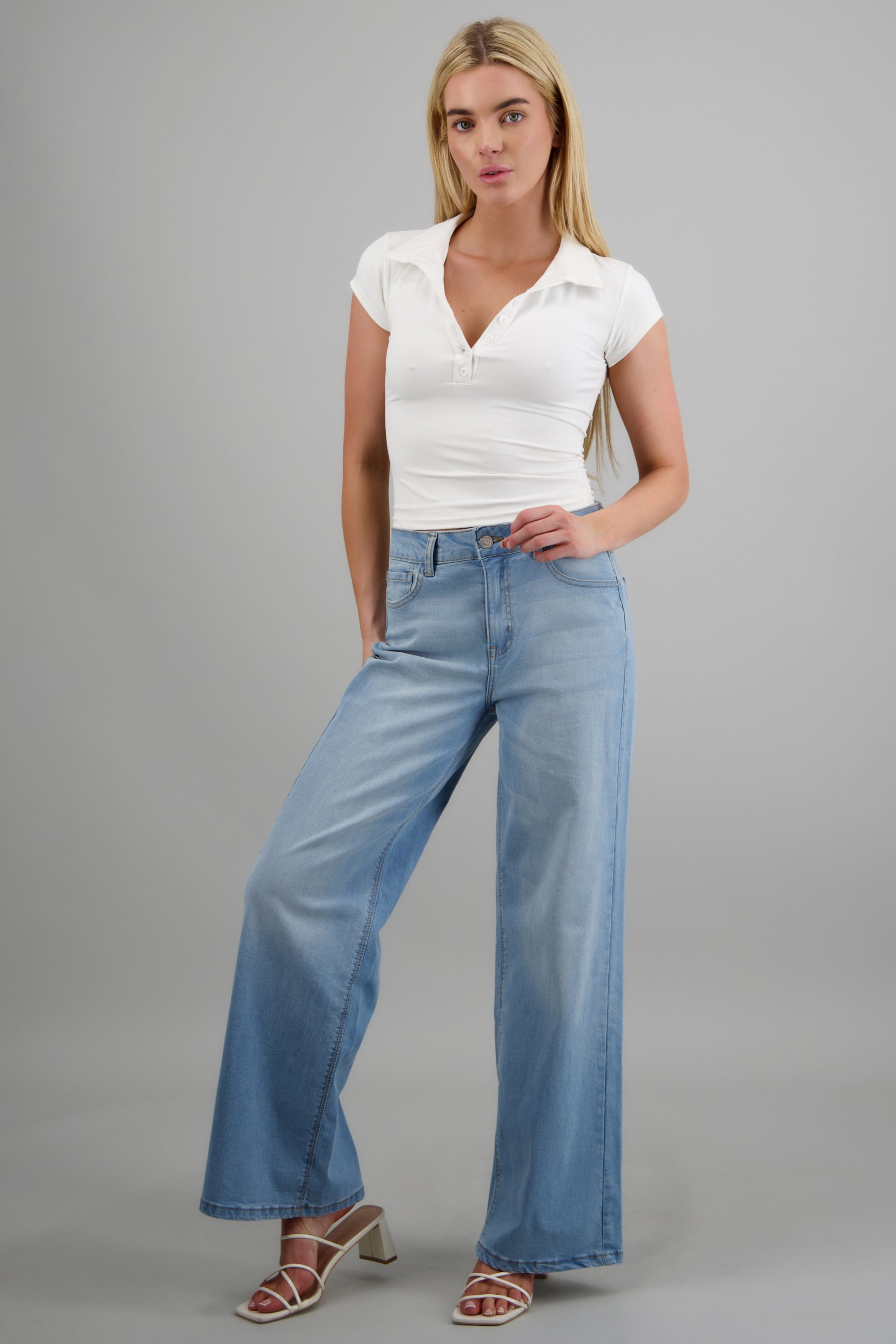 Jeans wide leg basico MEDIUM WASH