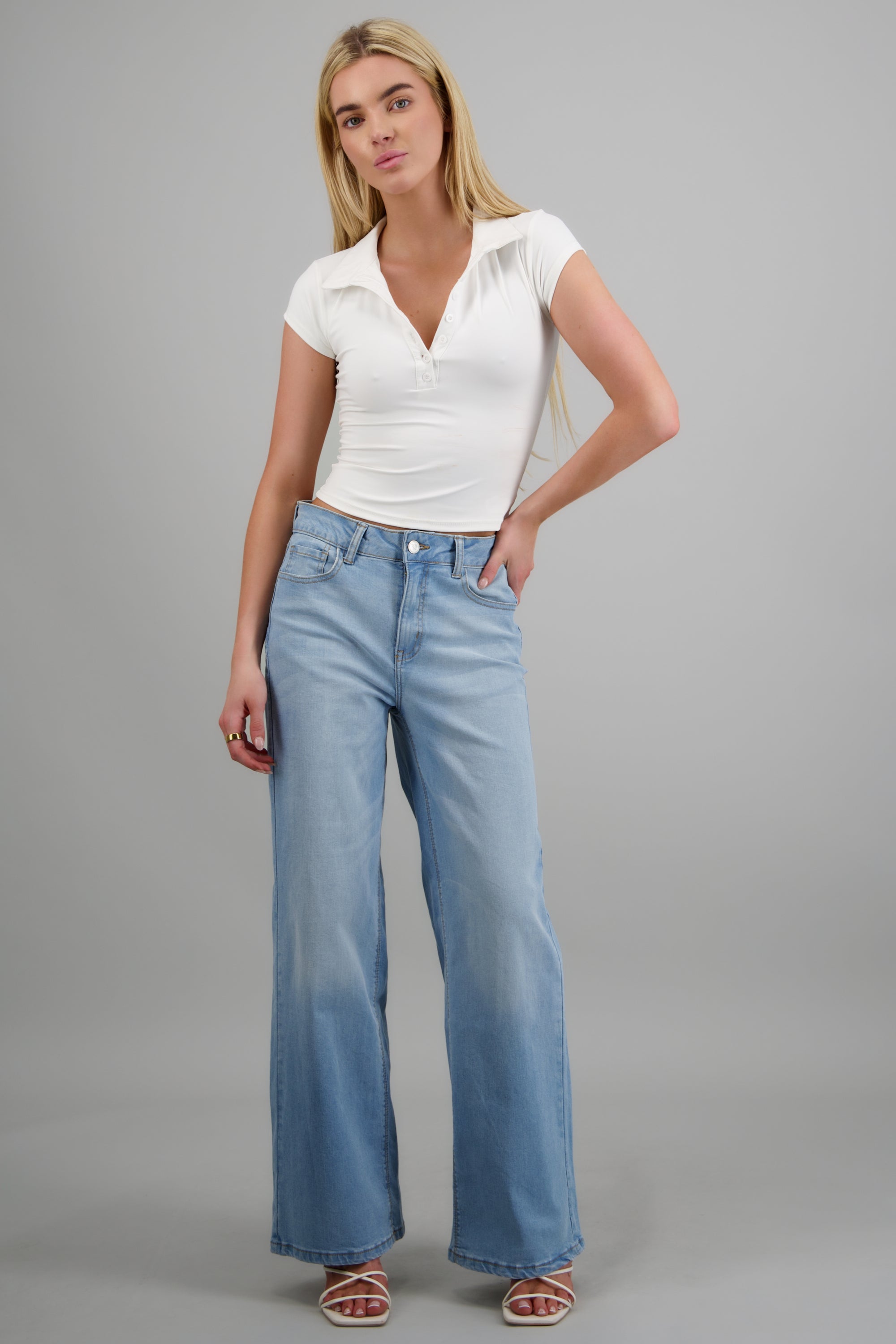 Jeans wide leg basico MEDIUM WASH
