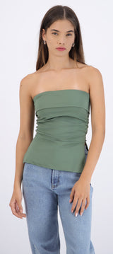 Top drapeado con aberturas