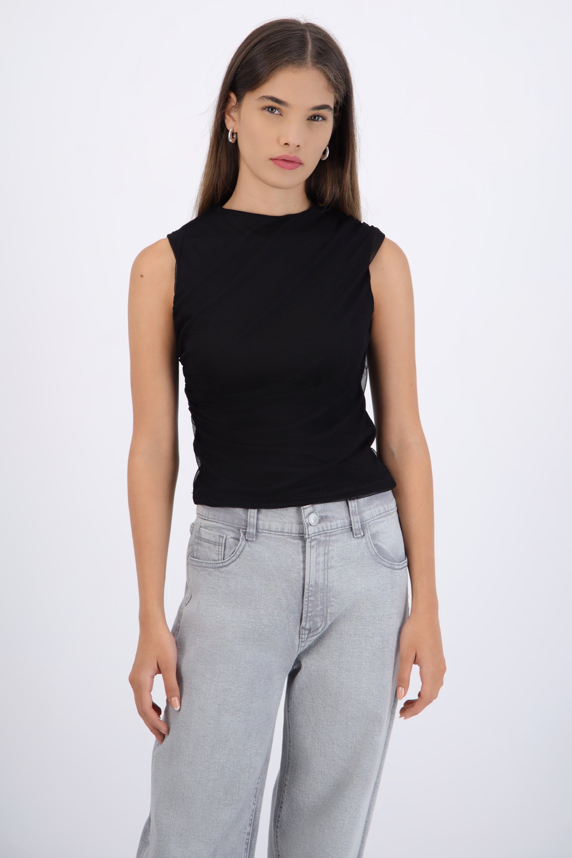 Blusa sin mangas drapeada