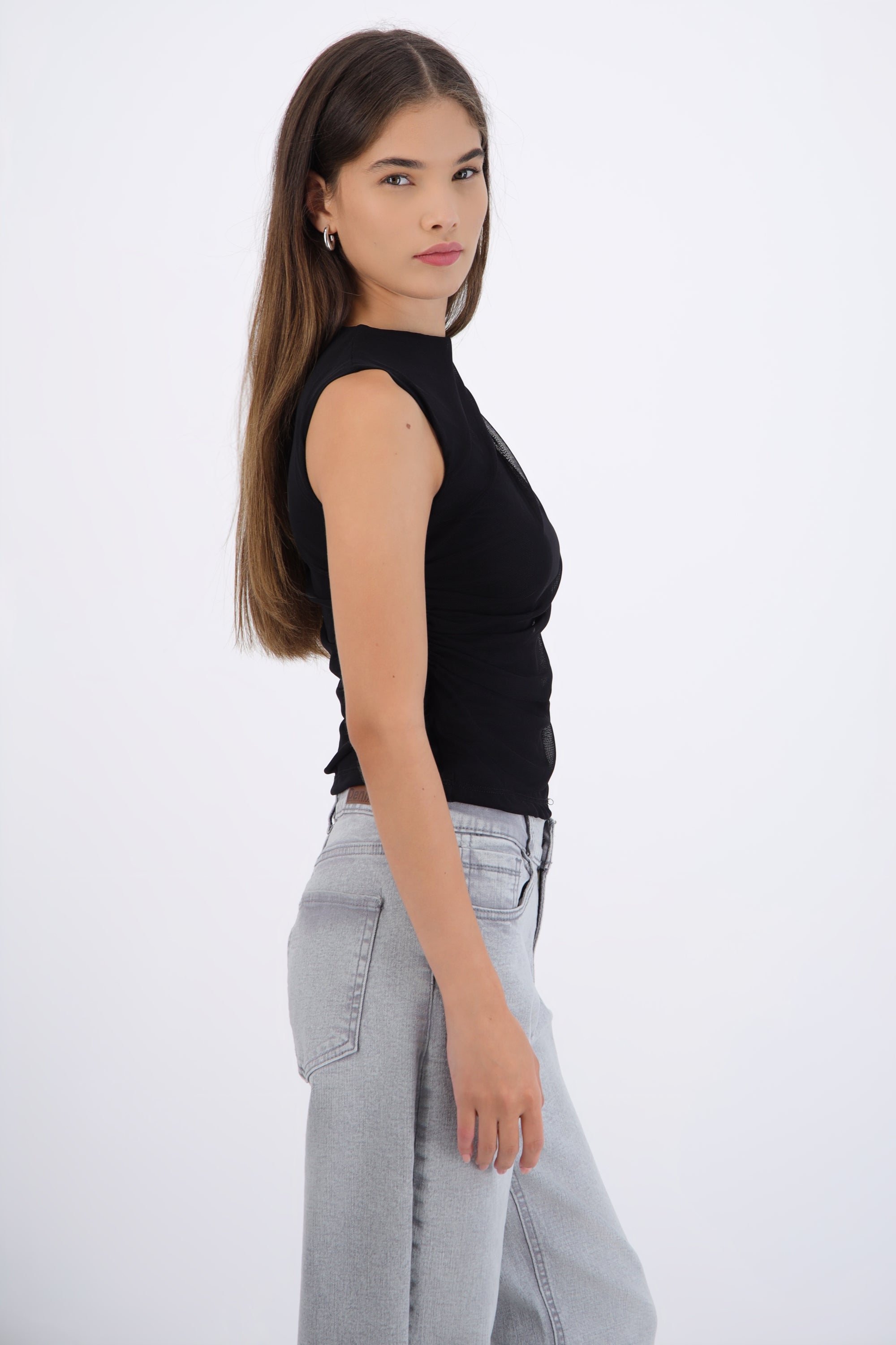 Blusa sin mangas drapeada