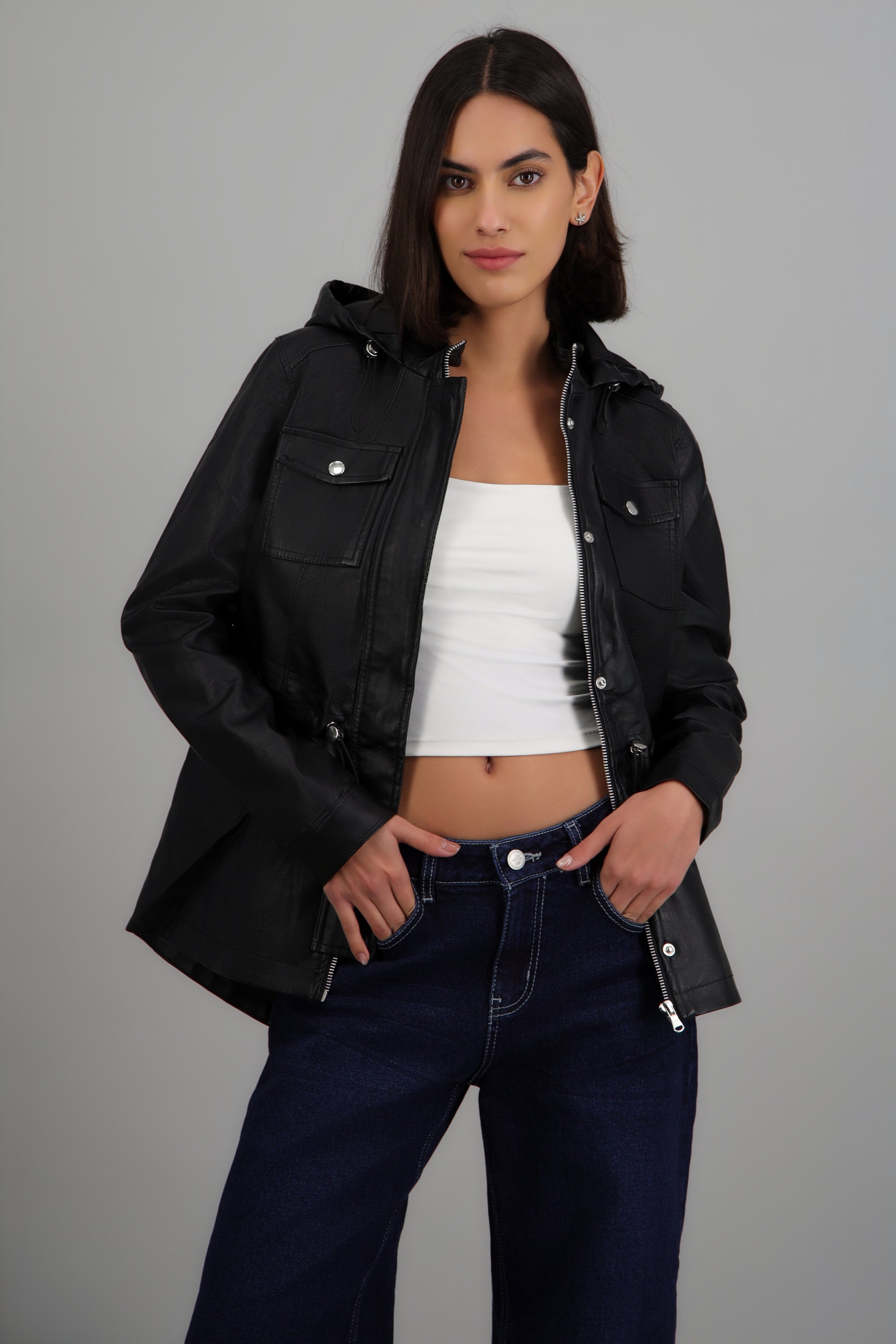 Gabardina pu detalle botones NEGRO