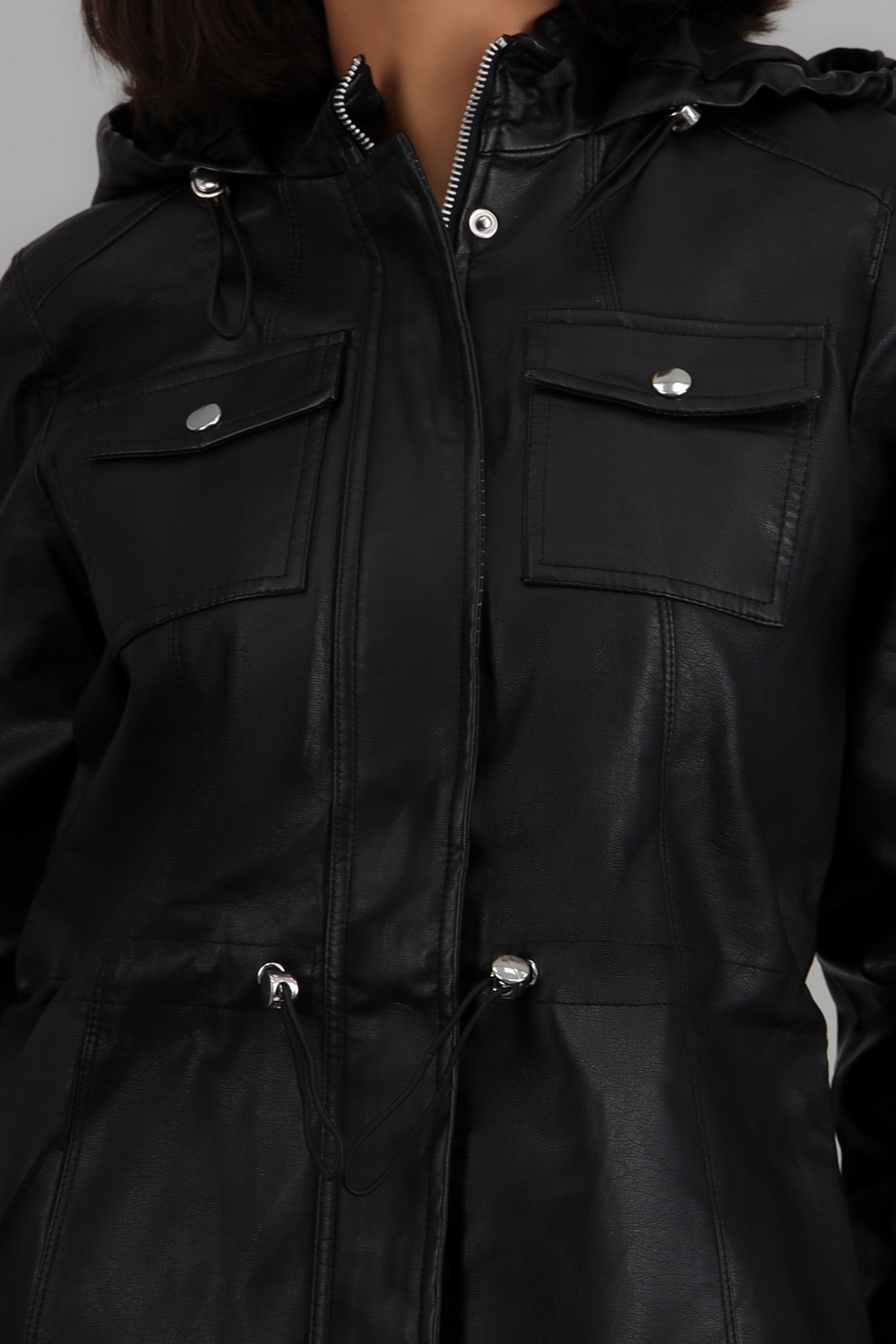 Gabardina pu detalle botones NEGRO