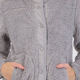 Chamarra textura peluche detalle botones