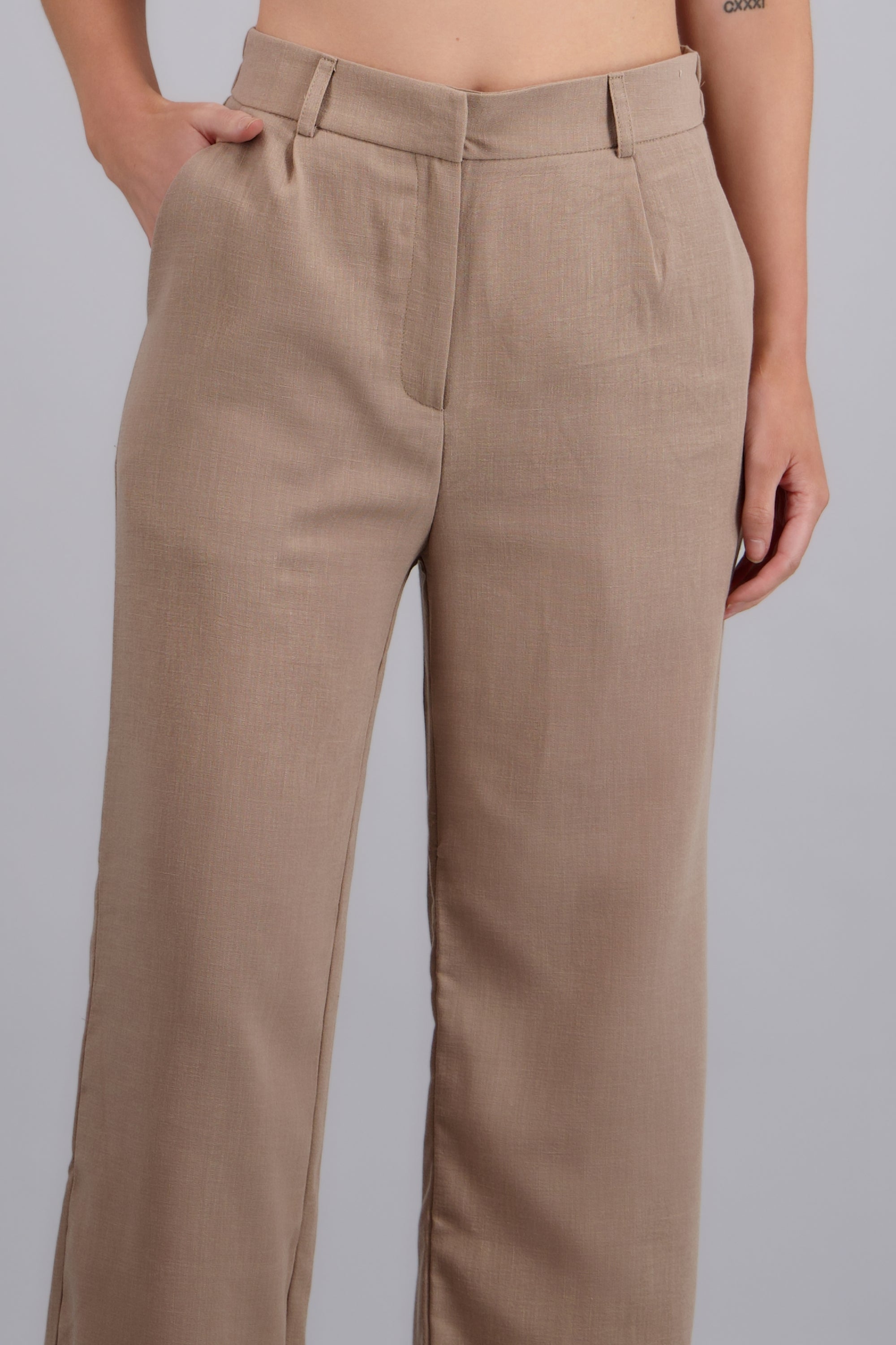 Pantalon pretina ligero TAN