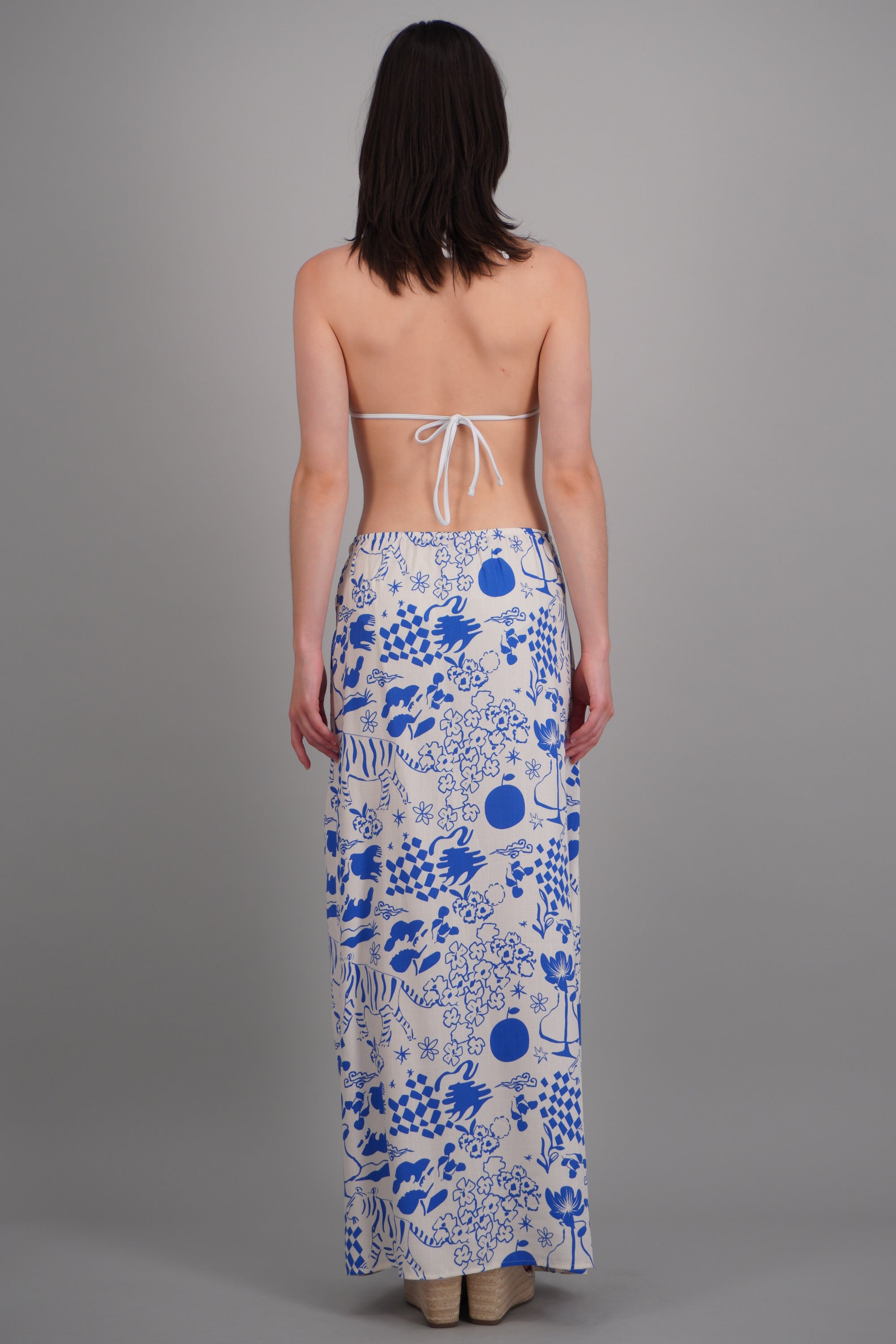 Falda midi pareo estampada abertura AZUL COMBO