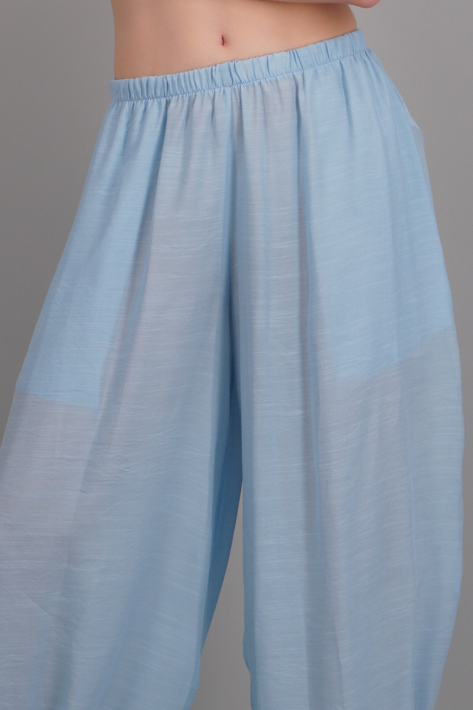 Pantalones globo con bolsas AZUL PASTEL