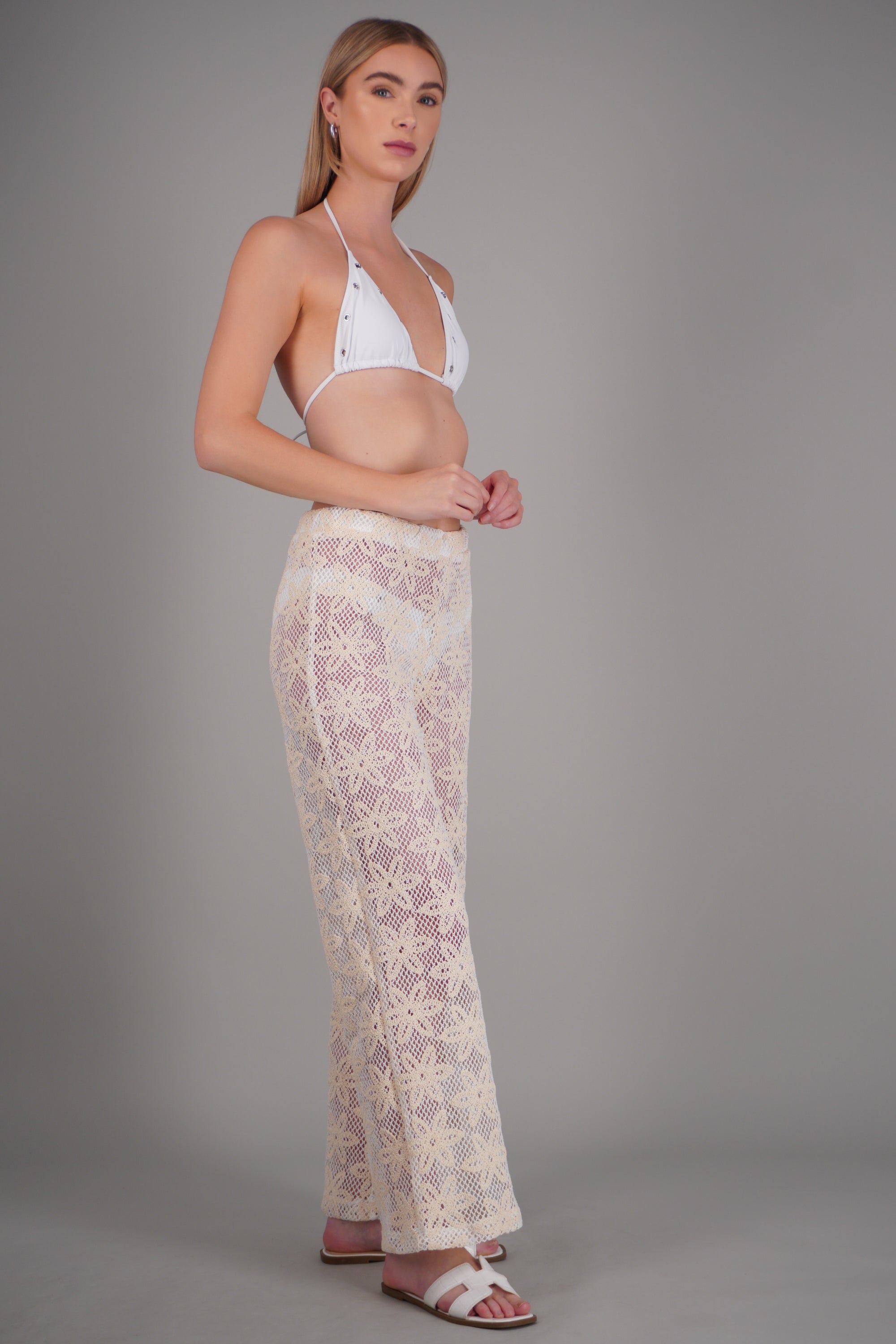 Pantalones tejidos flores HUESO COMBO