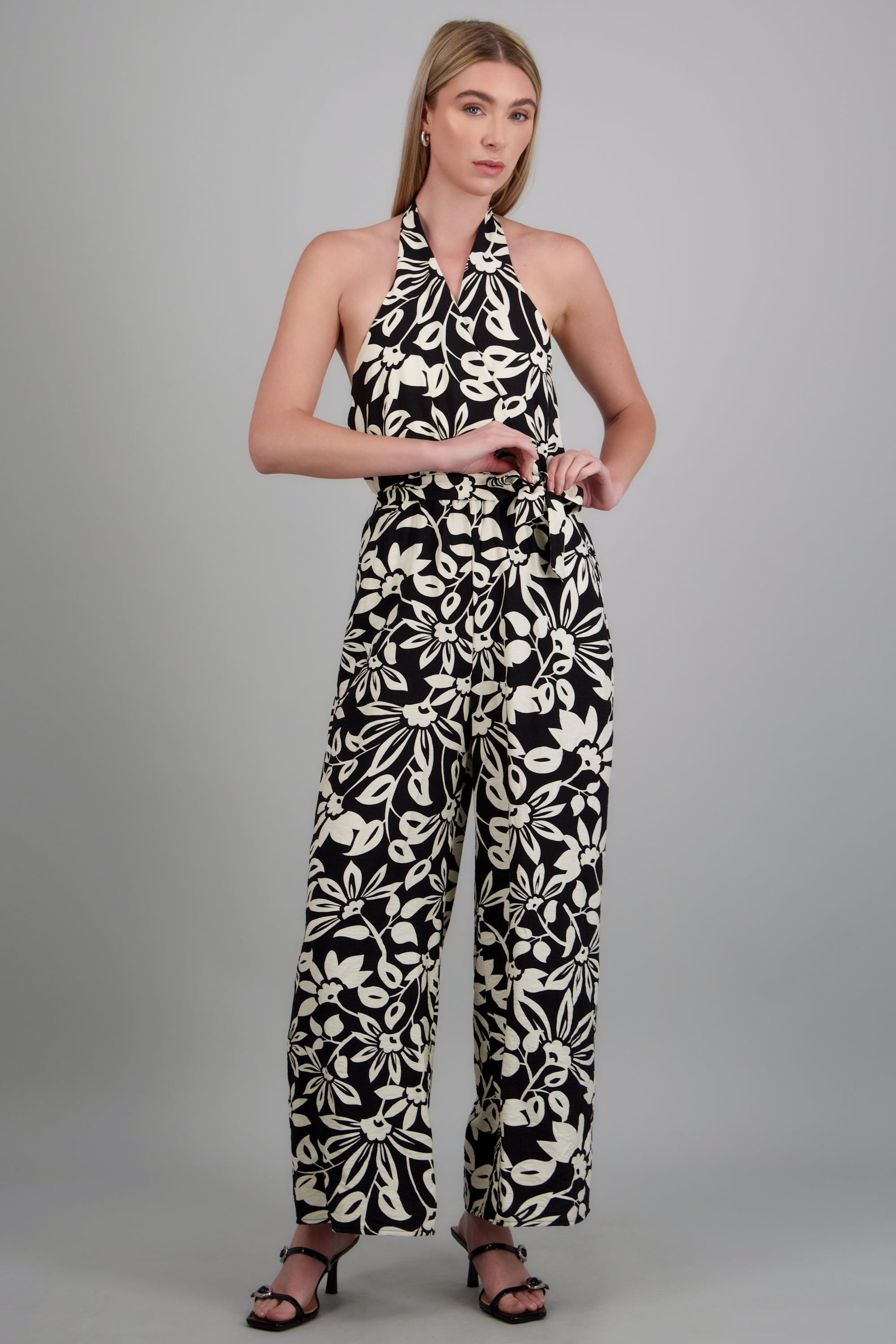 Jumpsuit halter amplio NEGRO COMBO