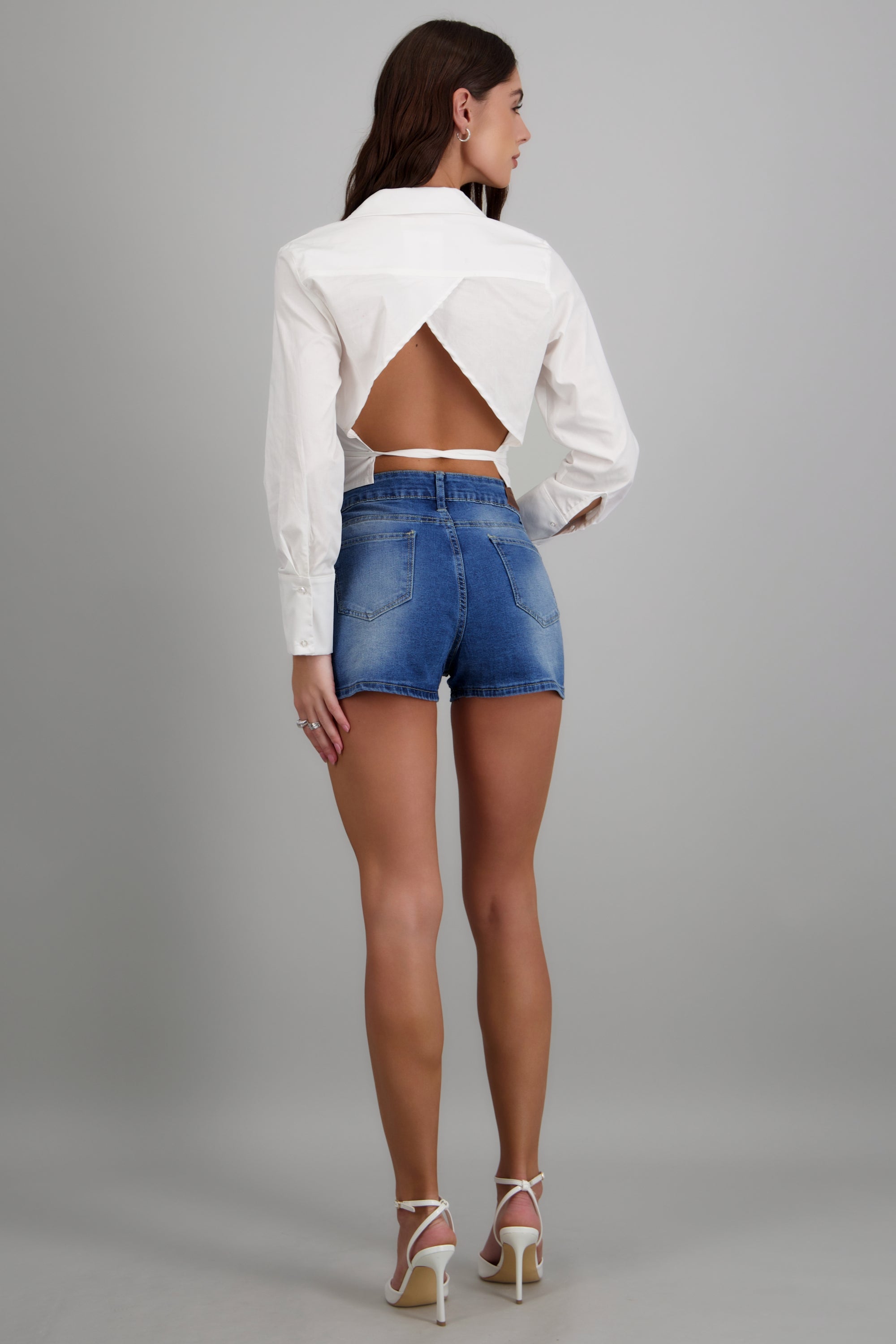 Shorts brillos bolsillos MEDIUM WASH
