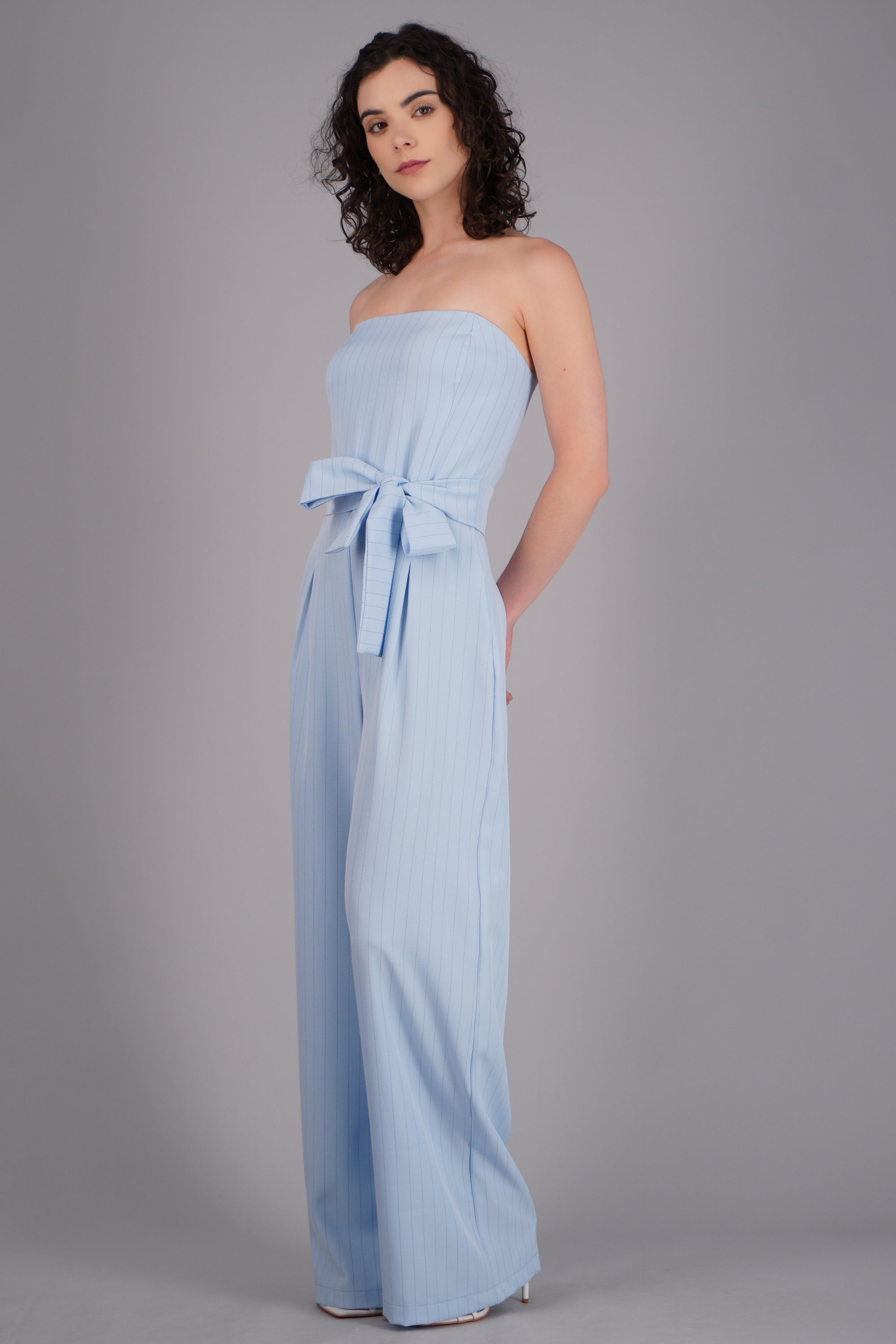 Jumpsuit de rayas con pinzas AZUL PASTEL