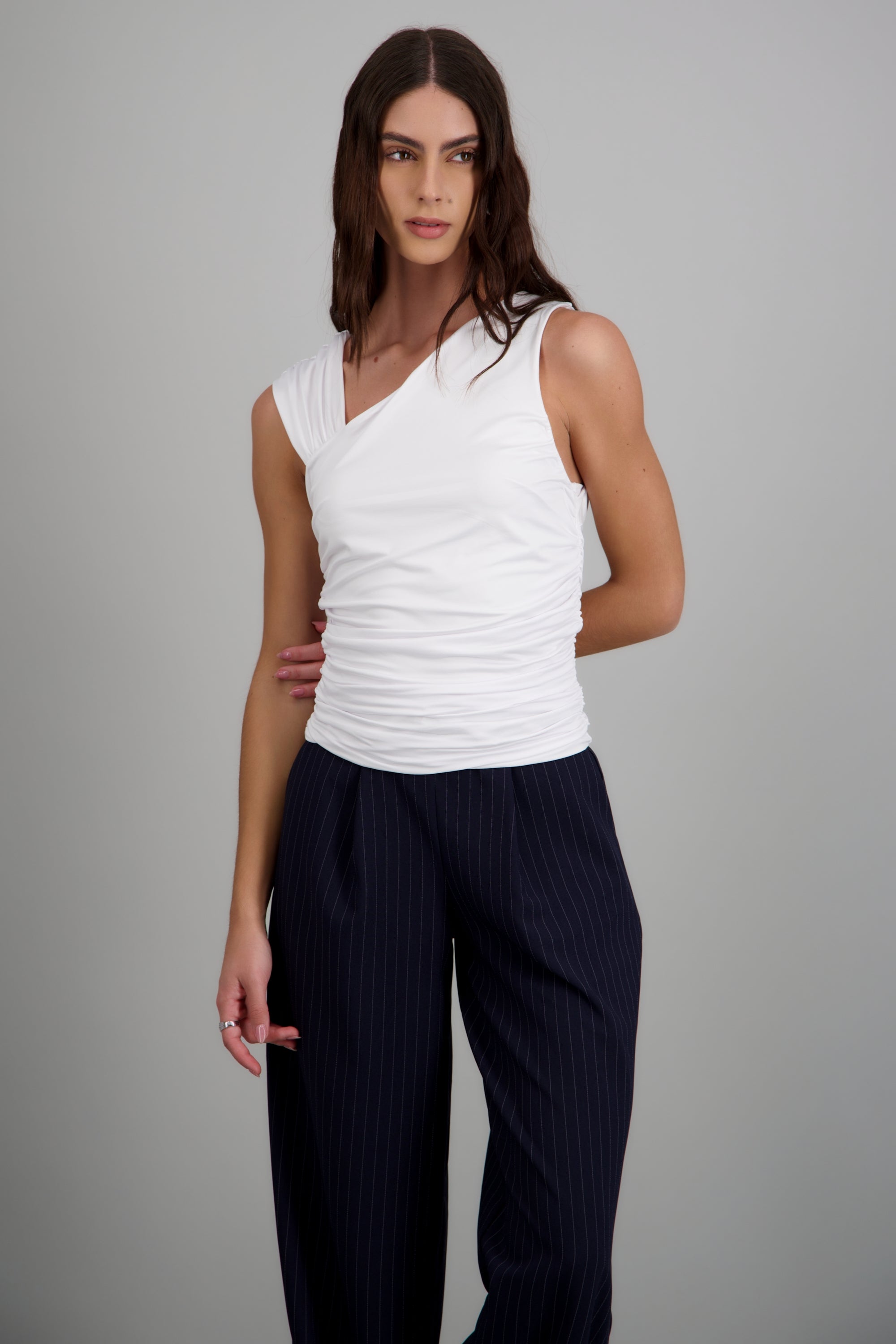 Top asimetrico drapeado BLANCO