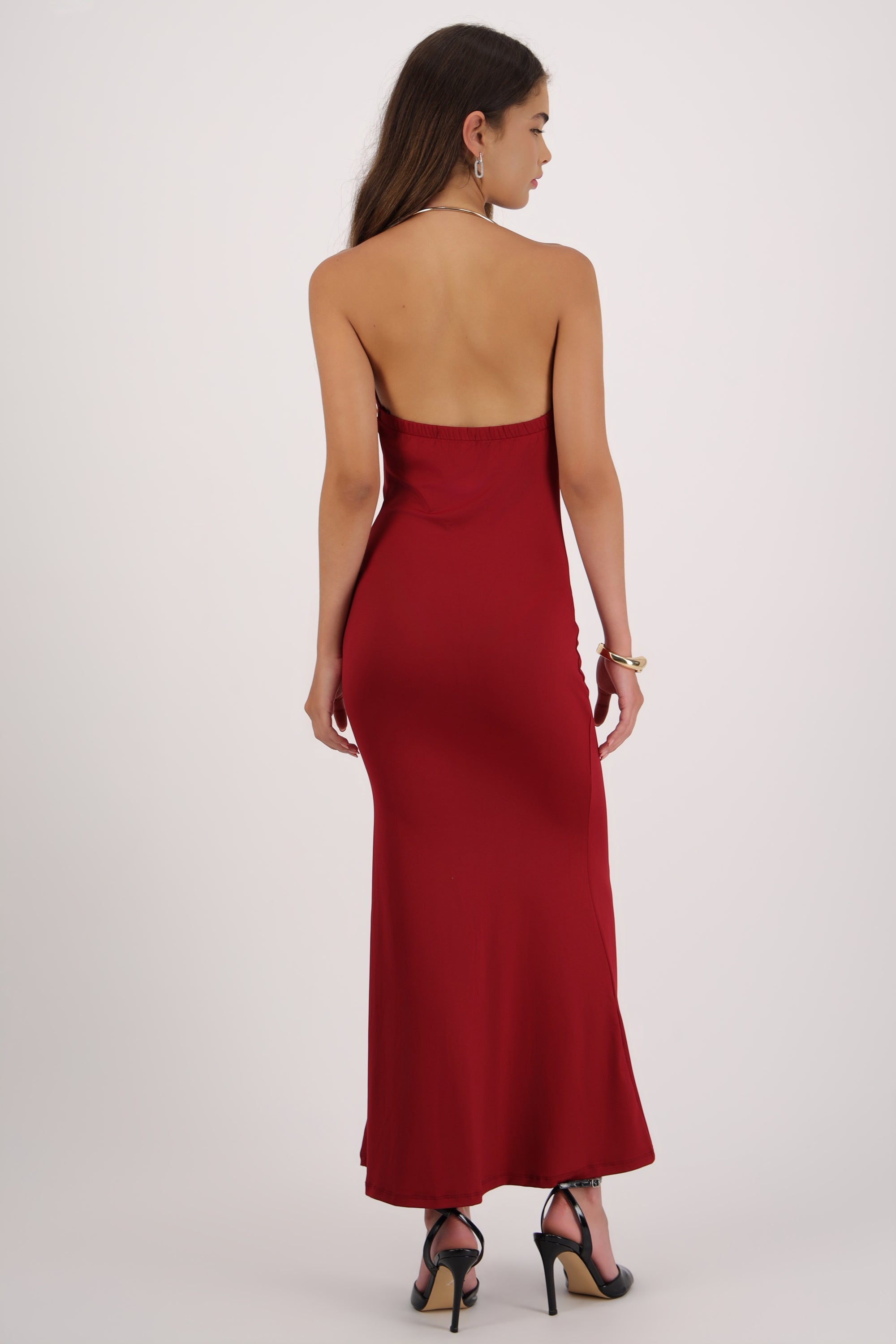 Vestido cuello halter aplicacion metálica VINO