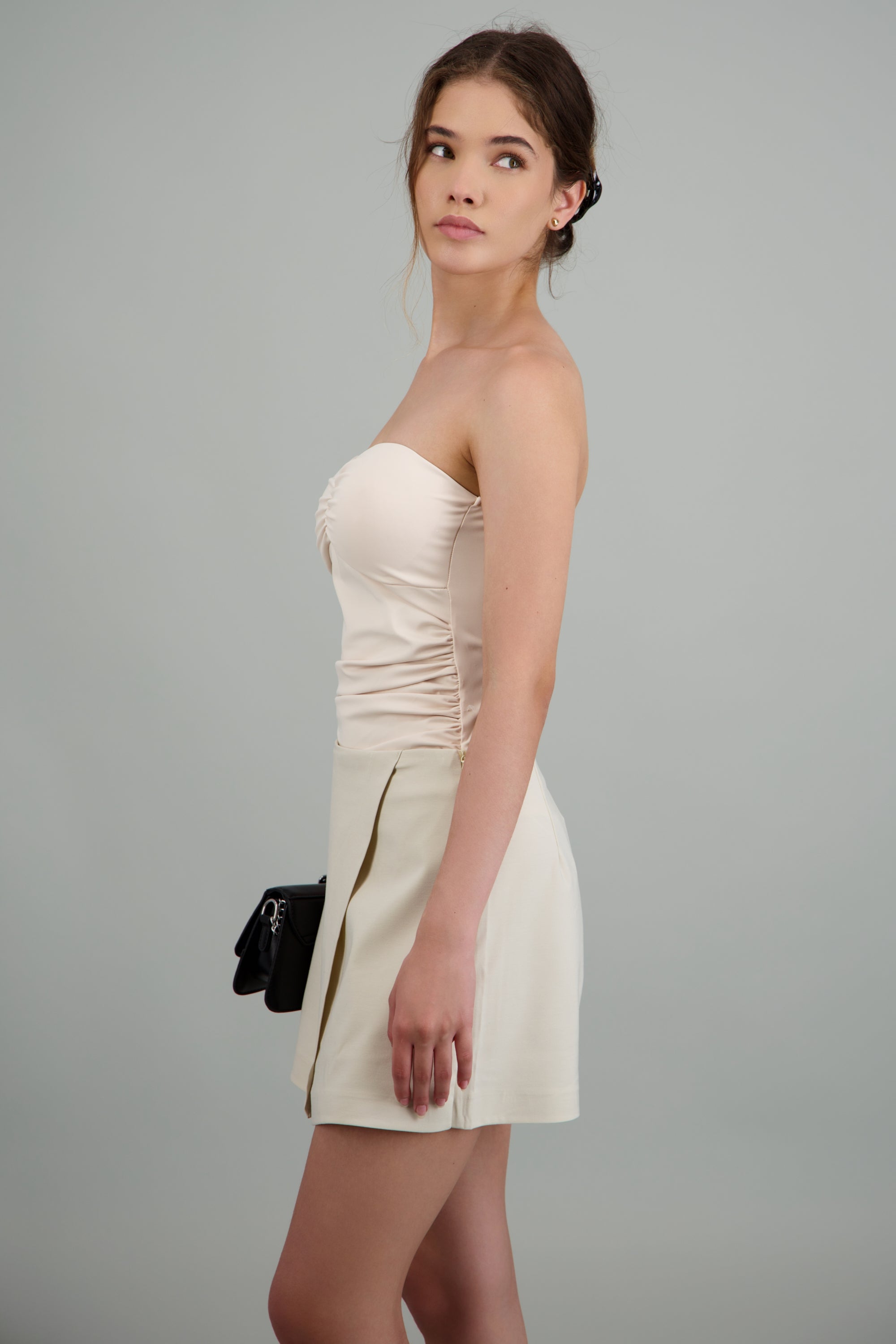 Bodysuit con copas y ajuste en cintura BEIGE