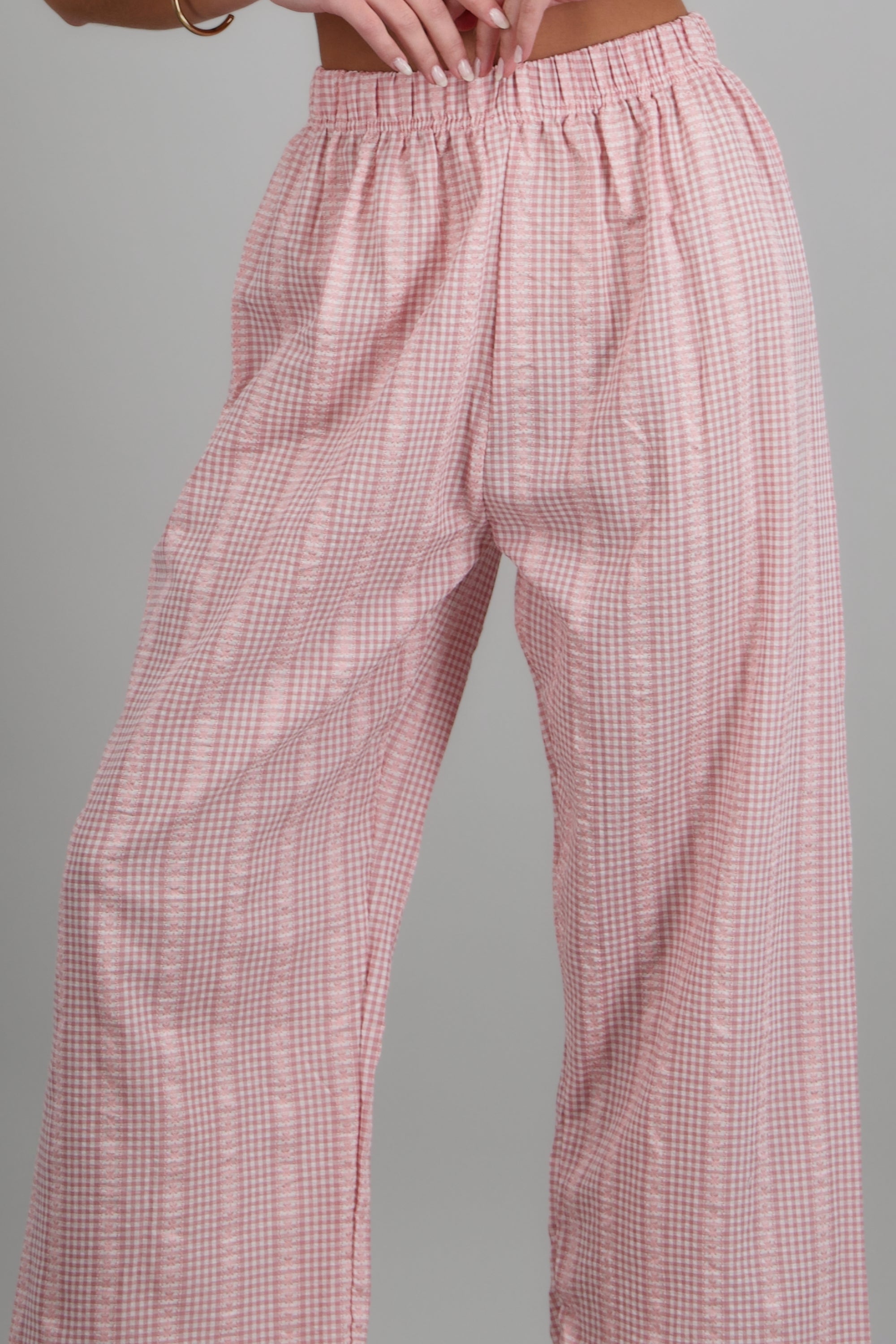 Pantalones mini cuadros tela con textura ROSA