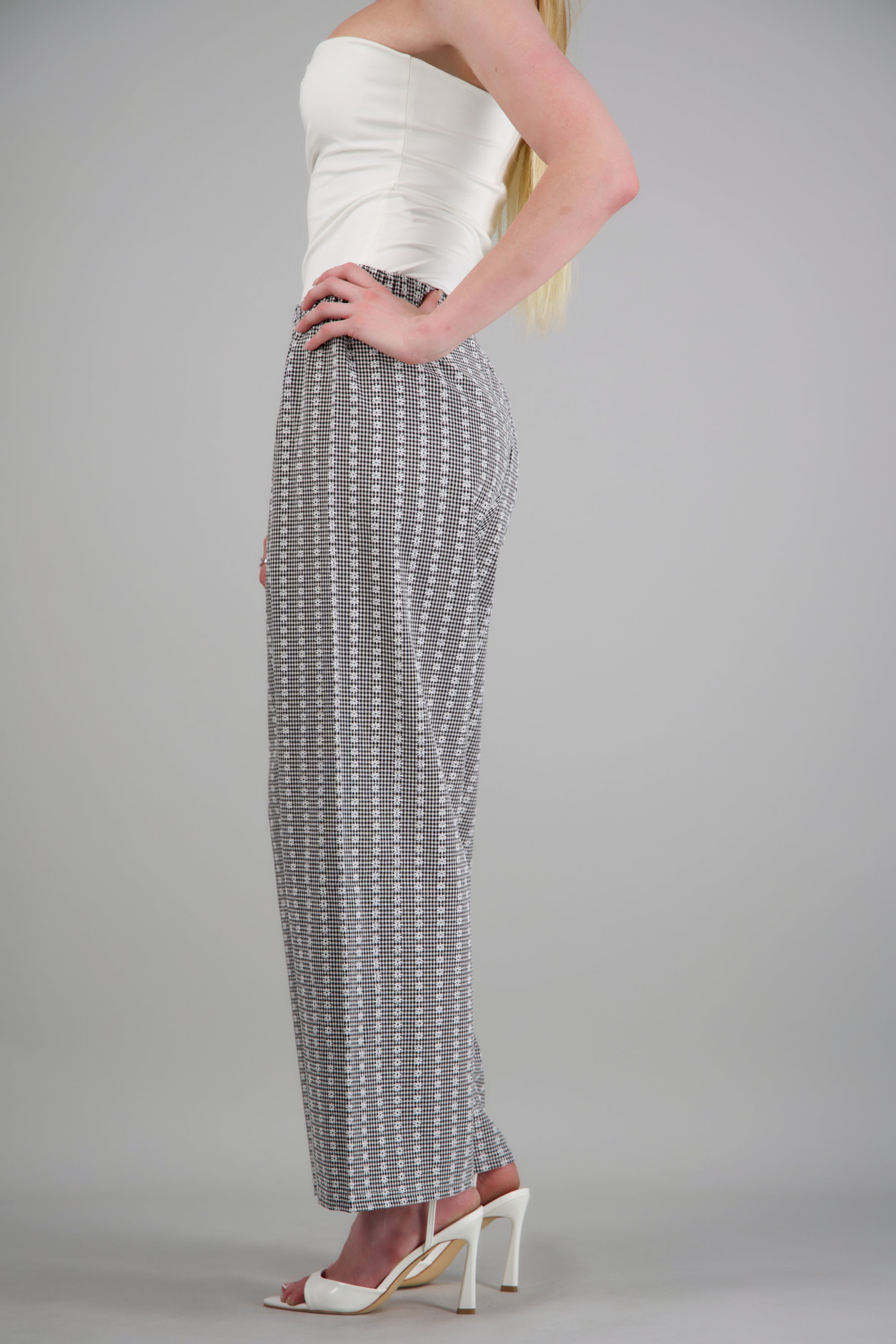 Pantalones cuadros y mini flores NEGRO COMBO