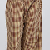 Pantalones mini cuadros pierna amplia