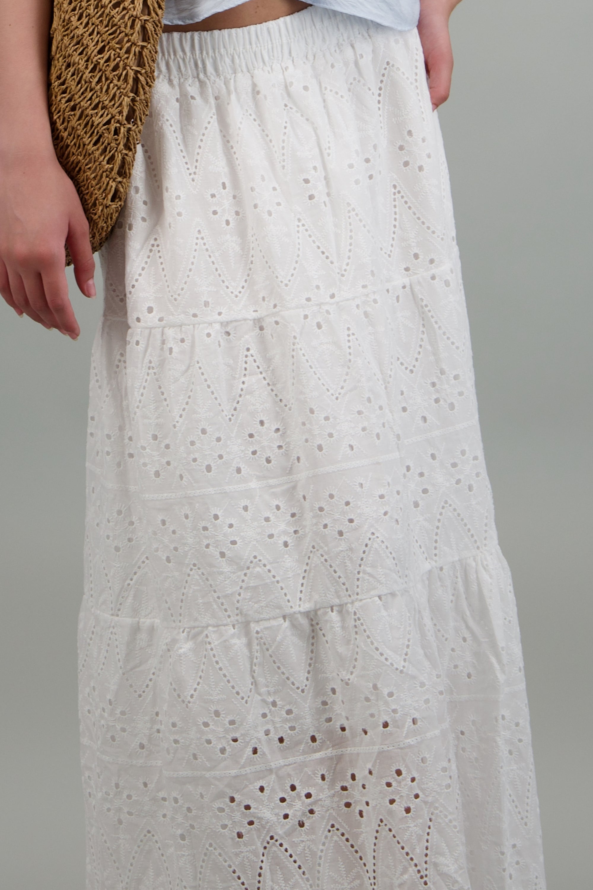 Falda midi con ojales bordados BLANCO