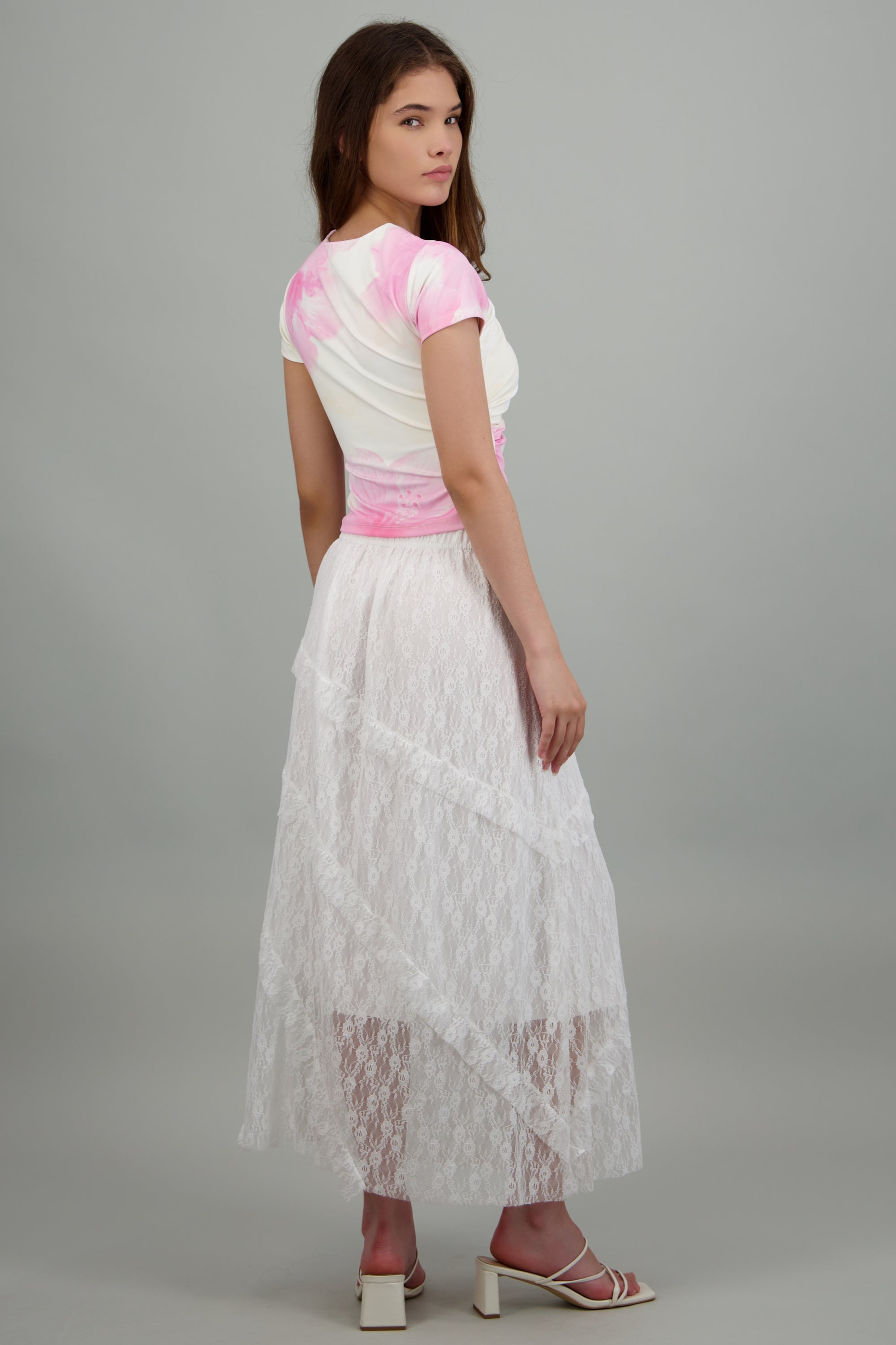 Falda midi de encaje con olanes asimetricos BLANCO