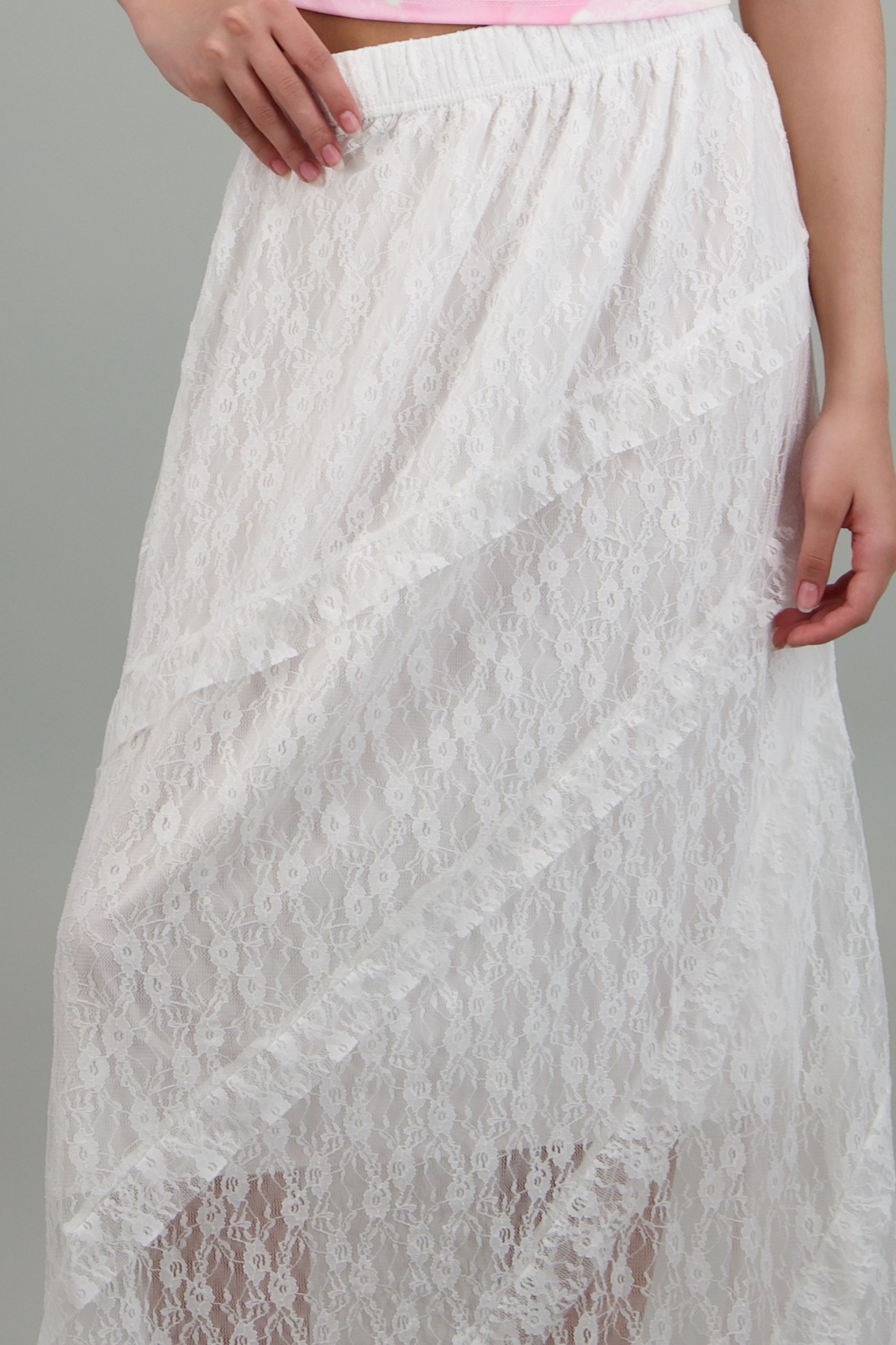 Falda midi de encaje con olanes asimetricos BLANCO