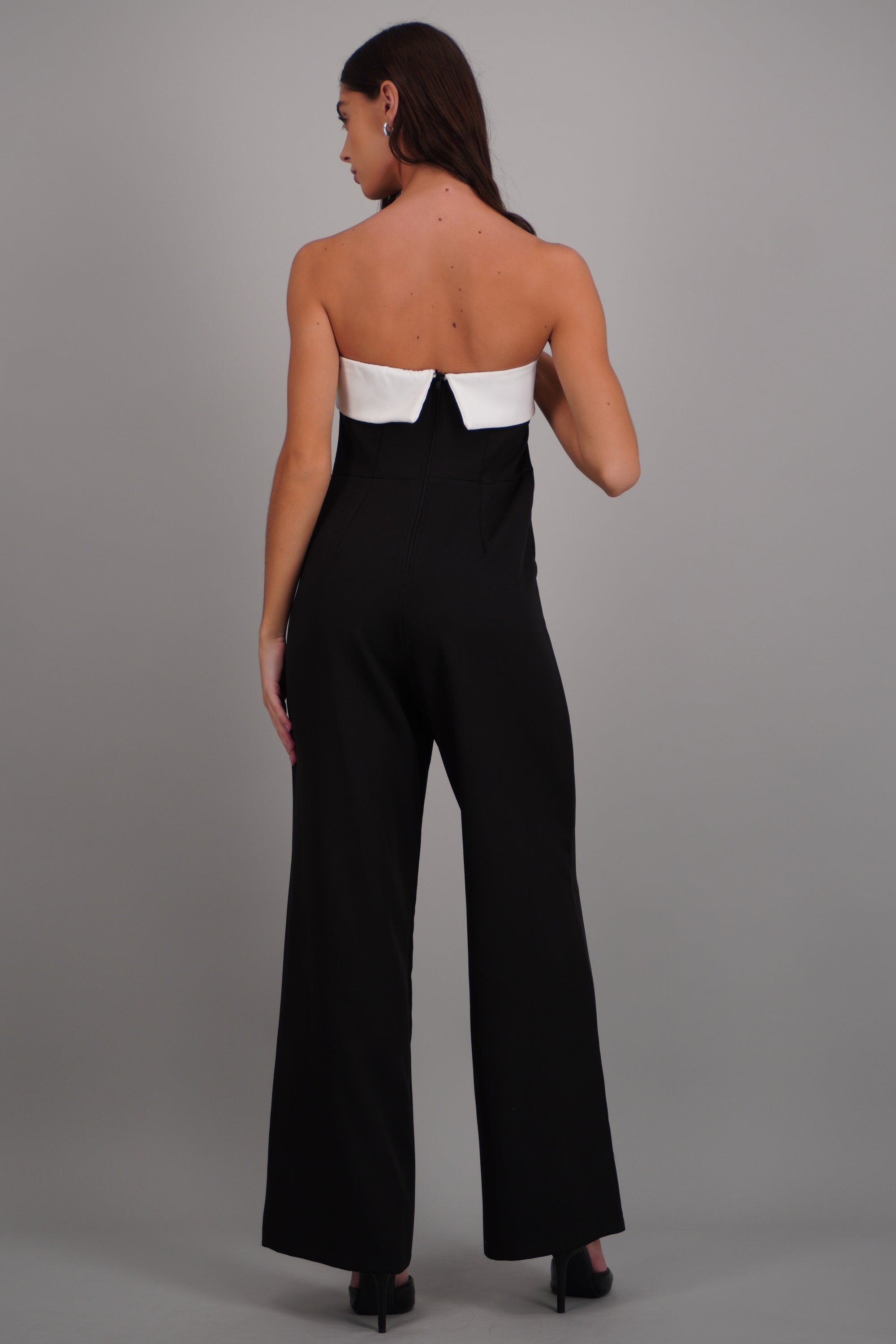 Jumpsuit strapless detalle contraste NEGRO